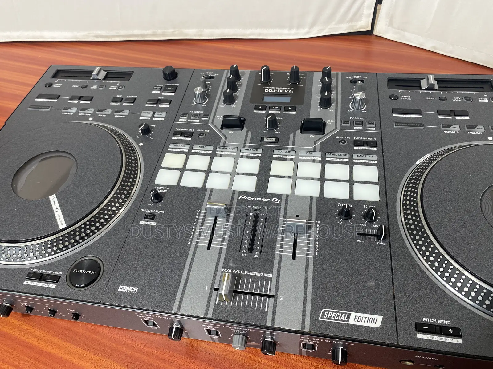 Pioneer DDJ Rev7 Customized