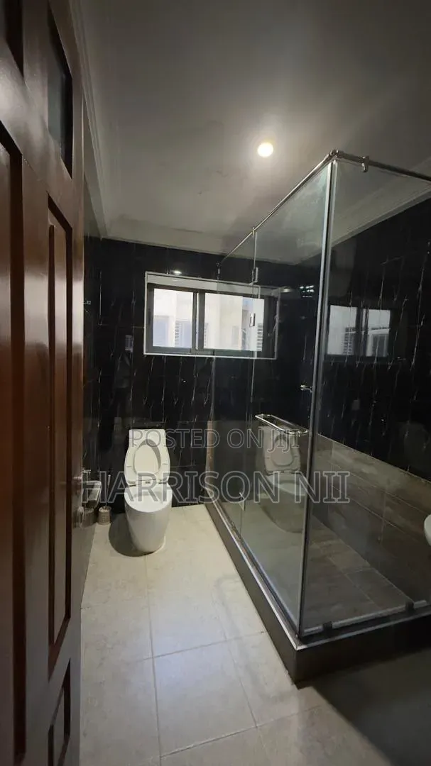 3bdrm Apartment in Adjiriganor, Otano for rent