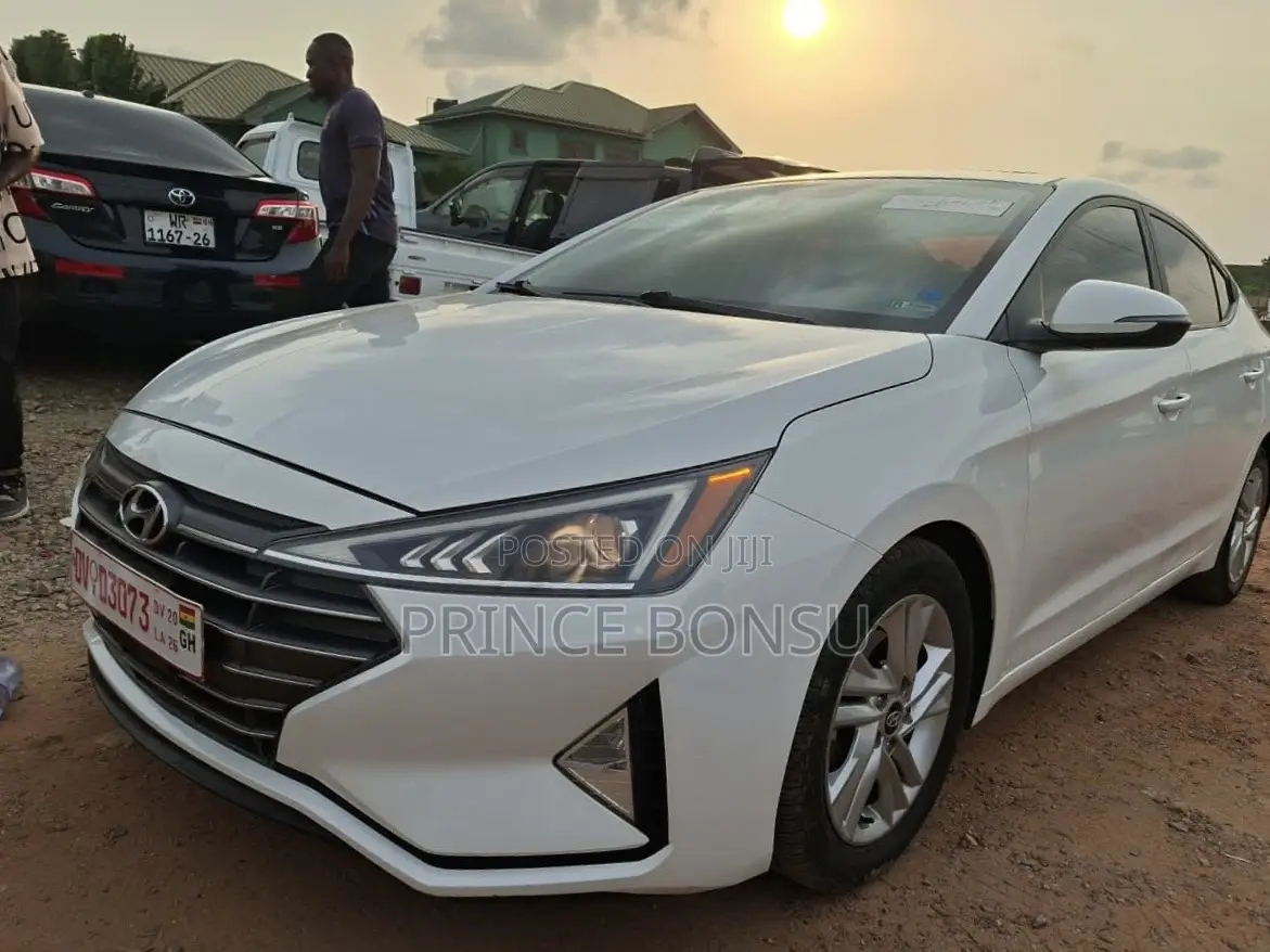 Hyundai Elantra 2020 White