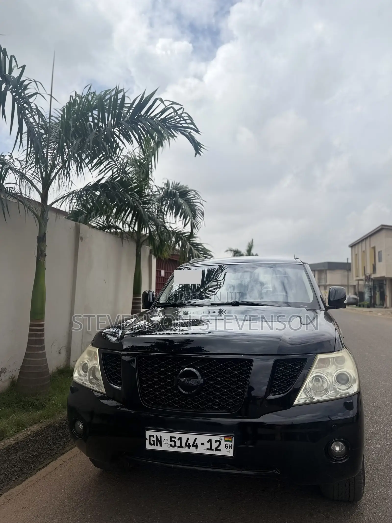Nissan Patrol 4.5 2012 Black