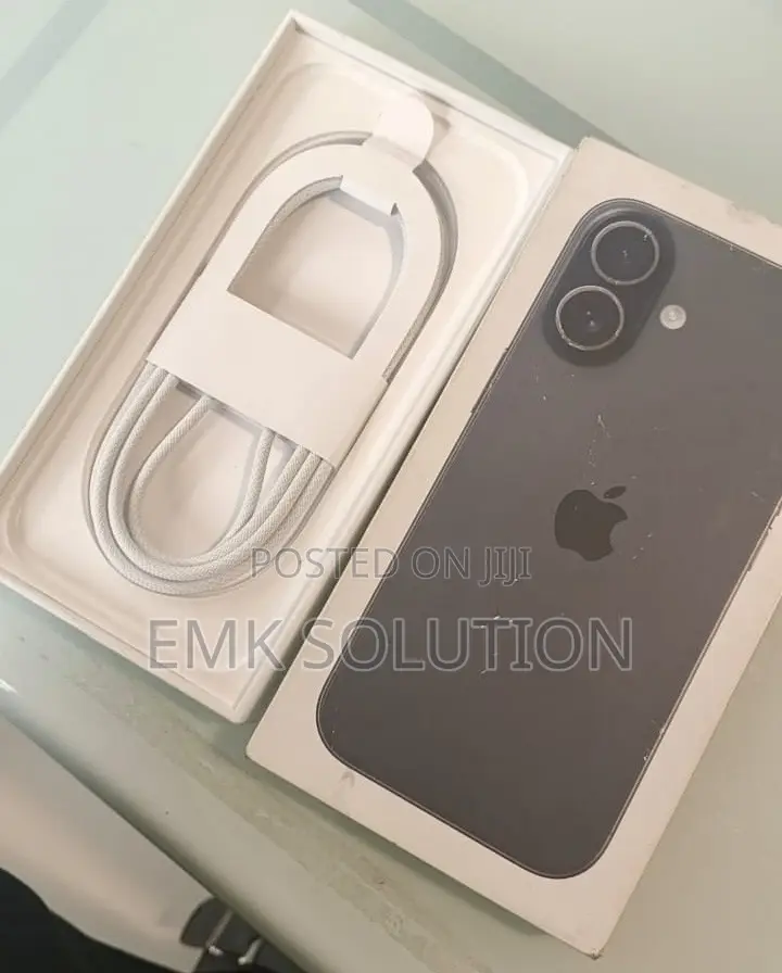 New Apple iPhone 17 256 GB Black