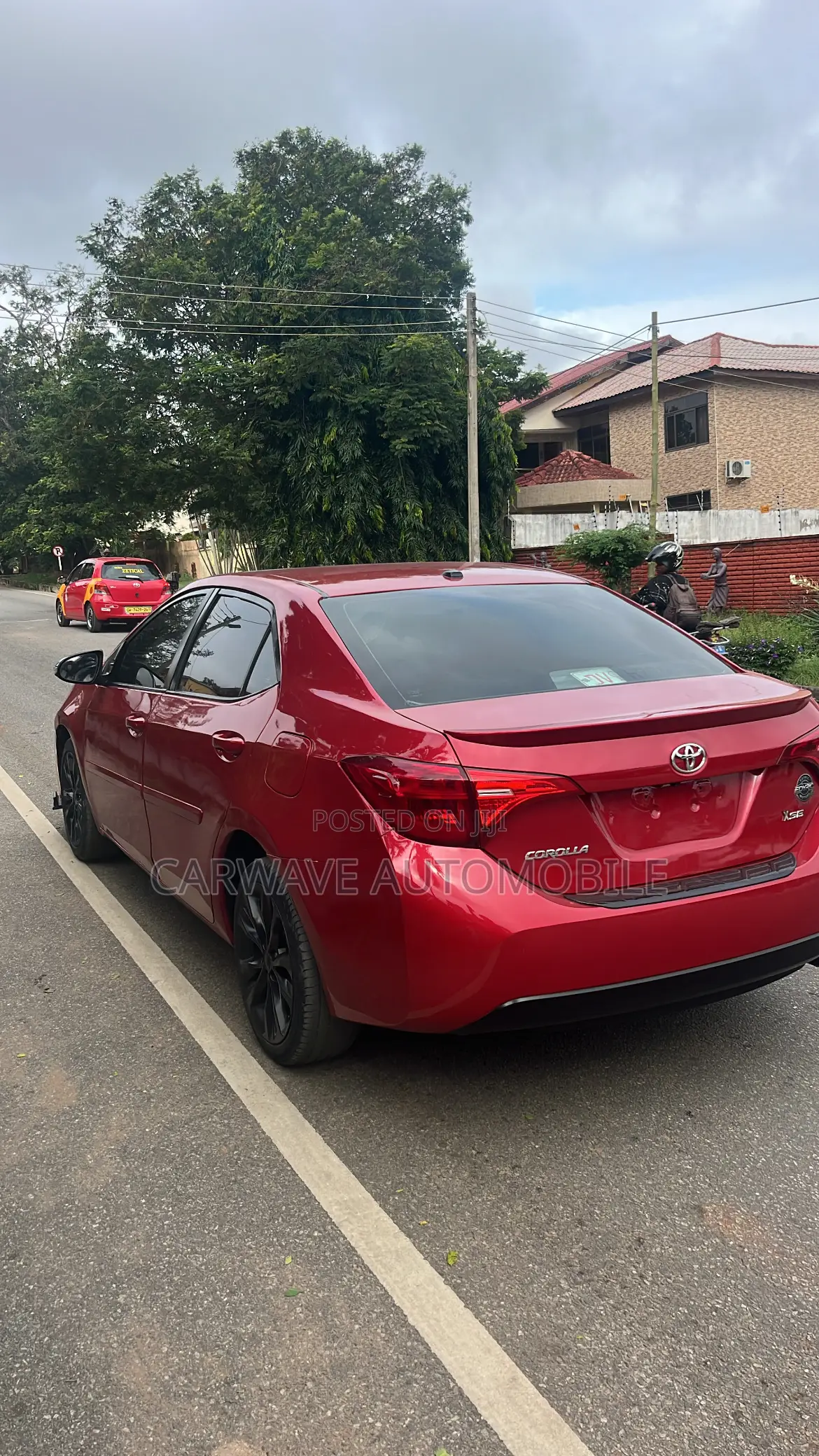 Toyota Corolla XSE 4dr Sedan (1.8L 4cyl CVT) 2017 Red