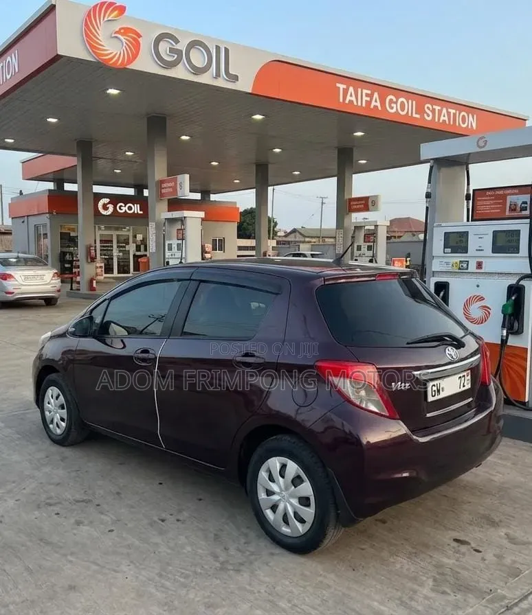 Toyota Vitz 2012