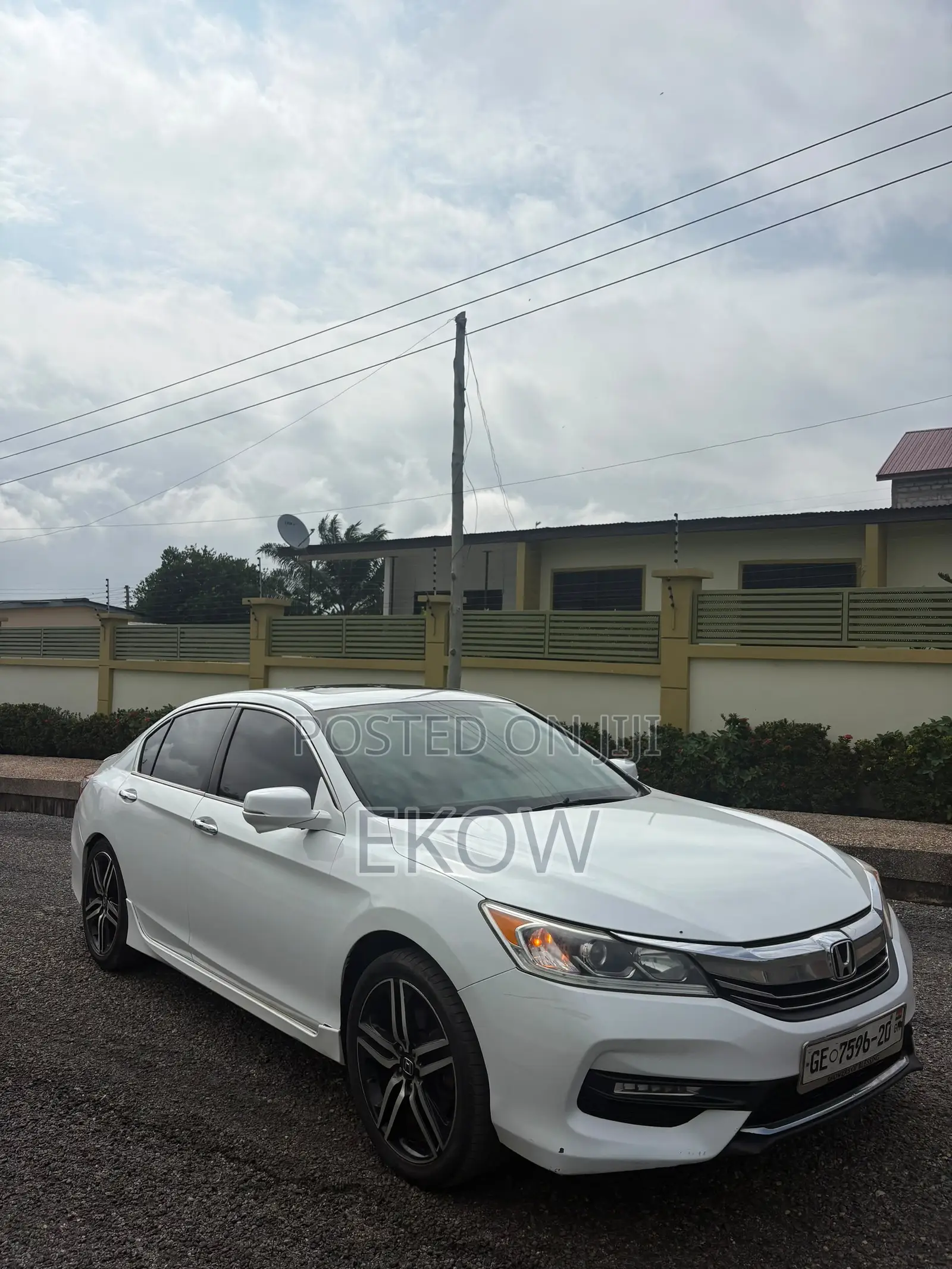 Honda Accord Sport 4dr Sedan FWD (2.4L 4cyl 2A) 2017 Off white