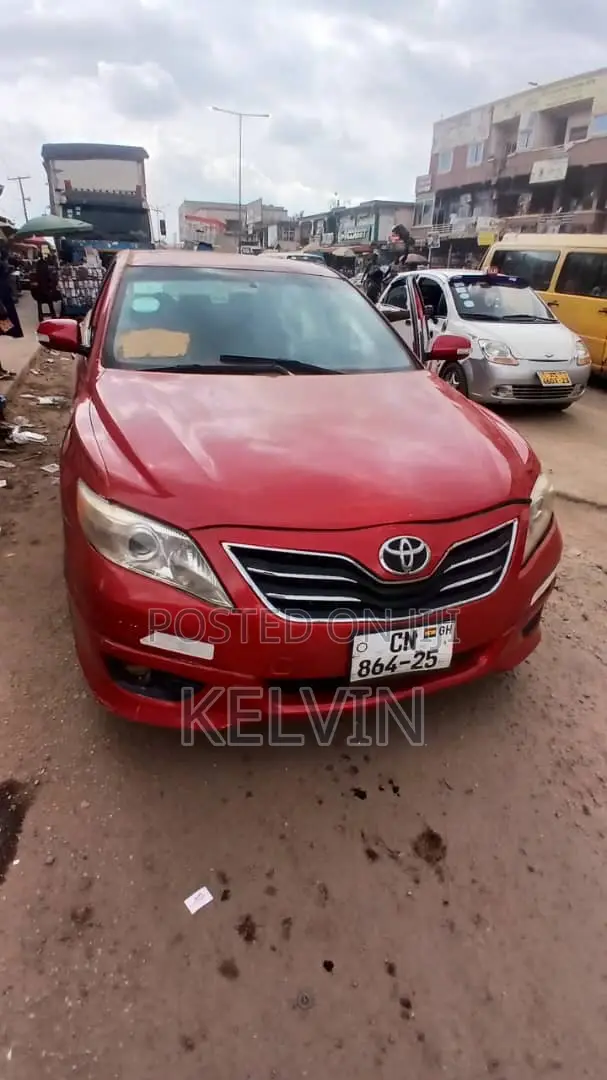 Toyota Camry Base 4dr Sedan (2.5L 4cyl 6M) 2010 Red
