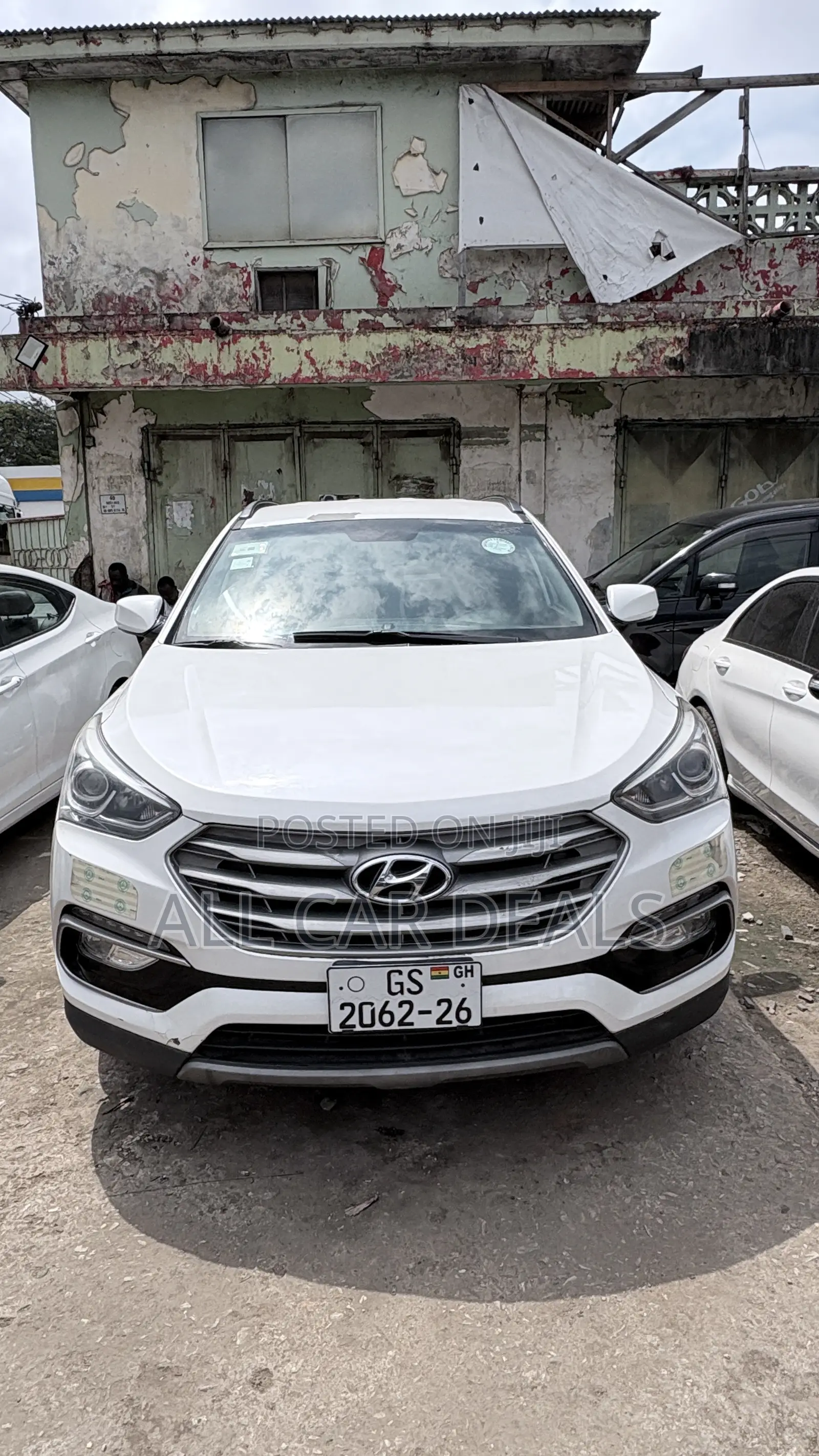 Hyundai Santa Fe Limited AWD 2017 White