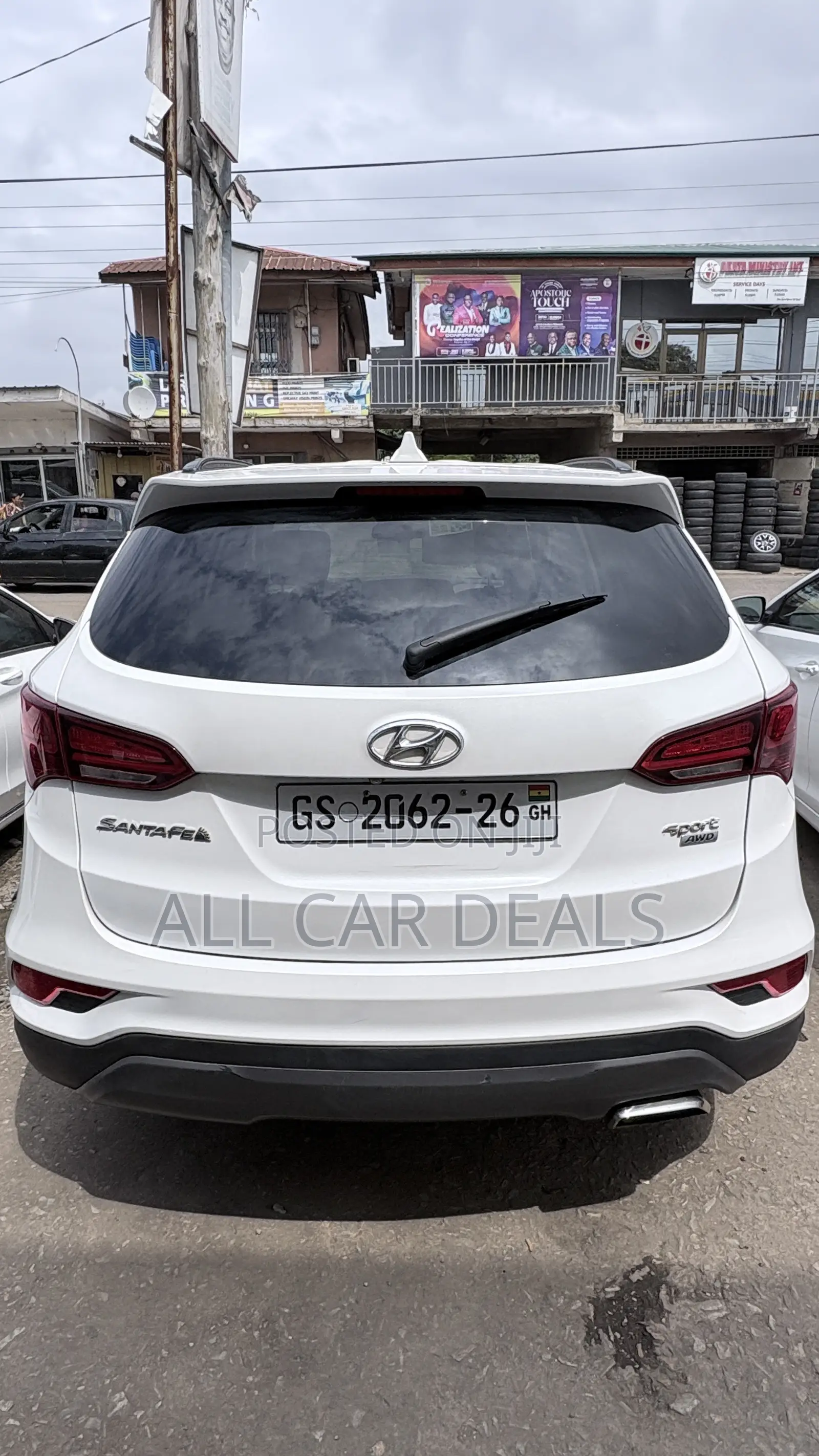 Hyundai Santa Fe Limited AWD 2017 White