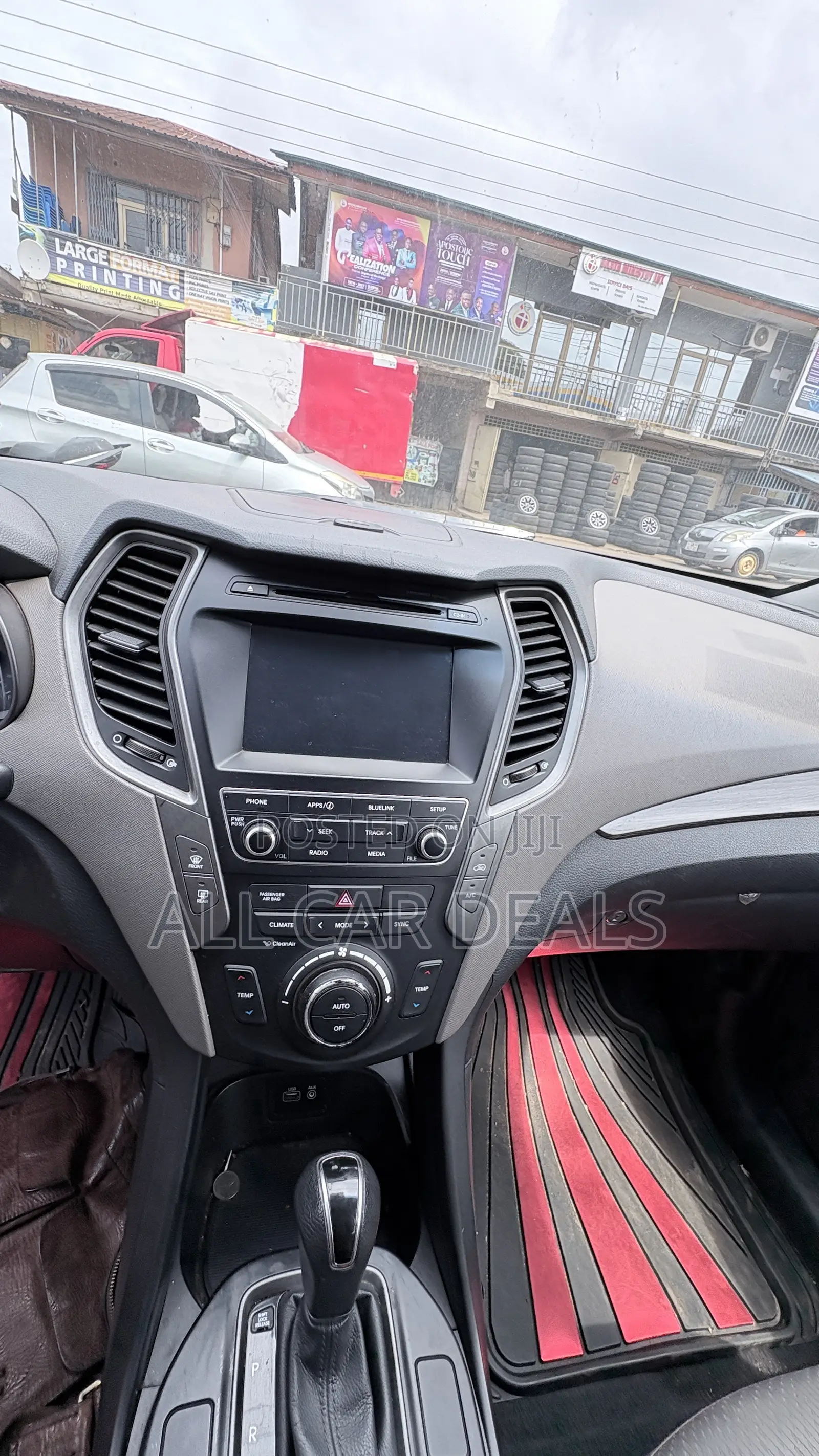 Hyundai Santa Fe Limited AWD 2017 White