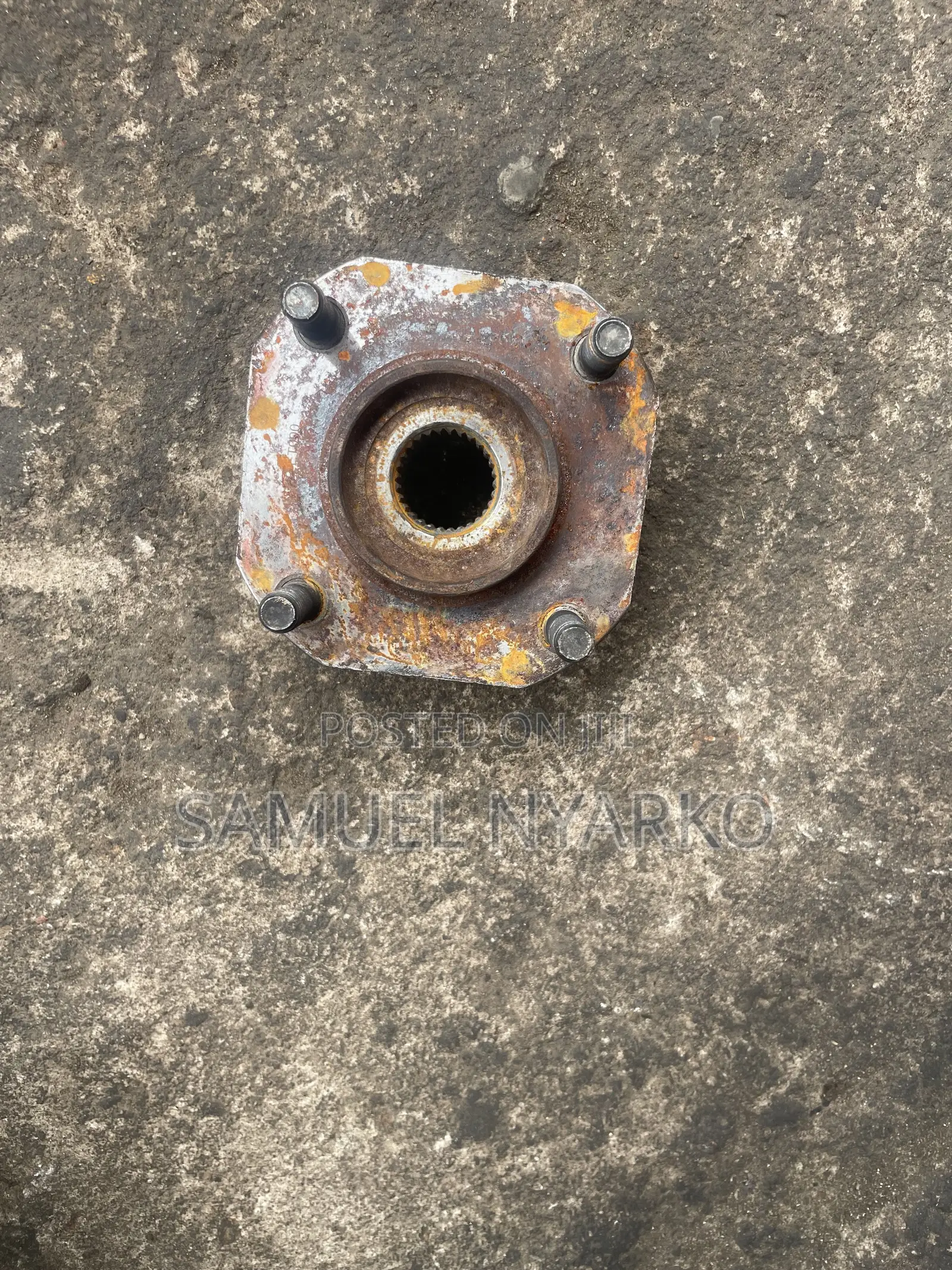 Nissan Sentra 2008 Front Hub