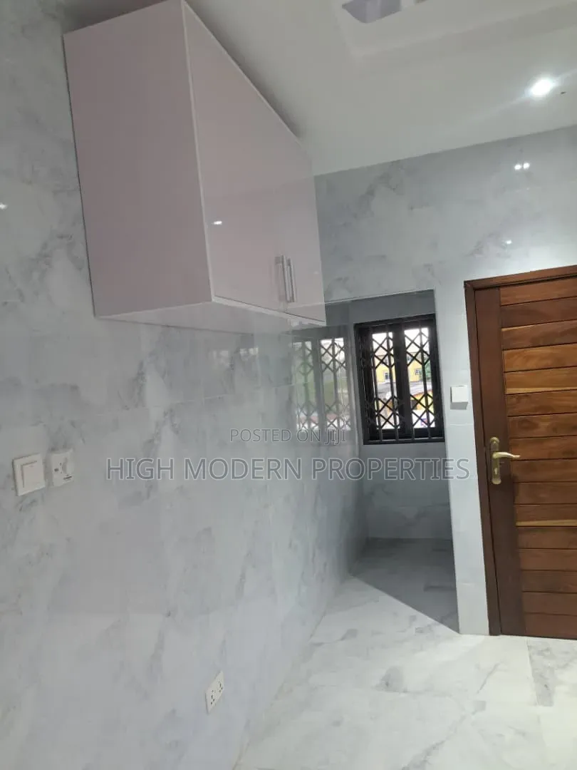 2bdrm Apartment in Manet, Teshie for rent