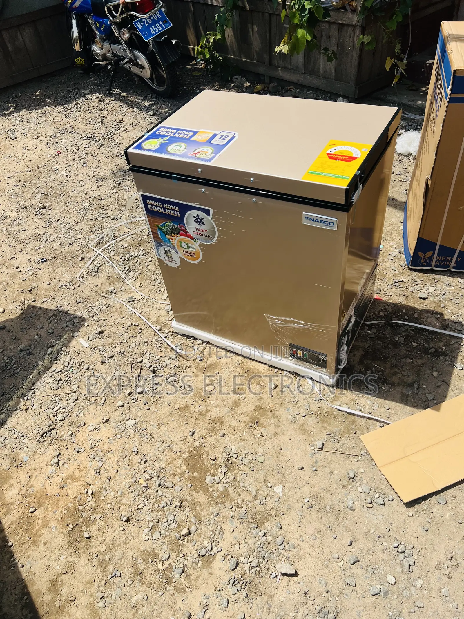 Highly Recommended Chest Freezer Single Gold NAS-200flb