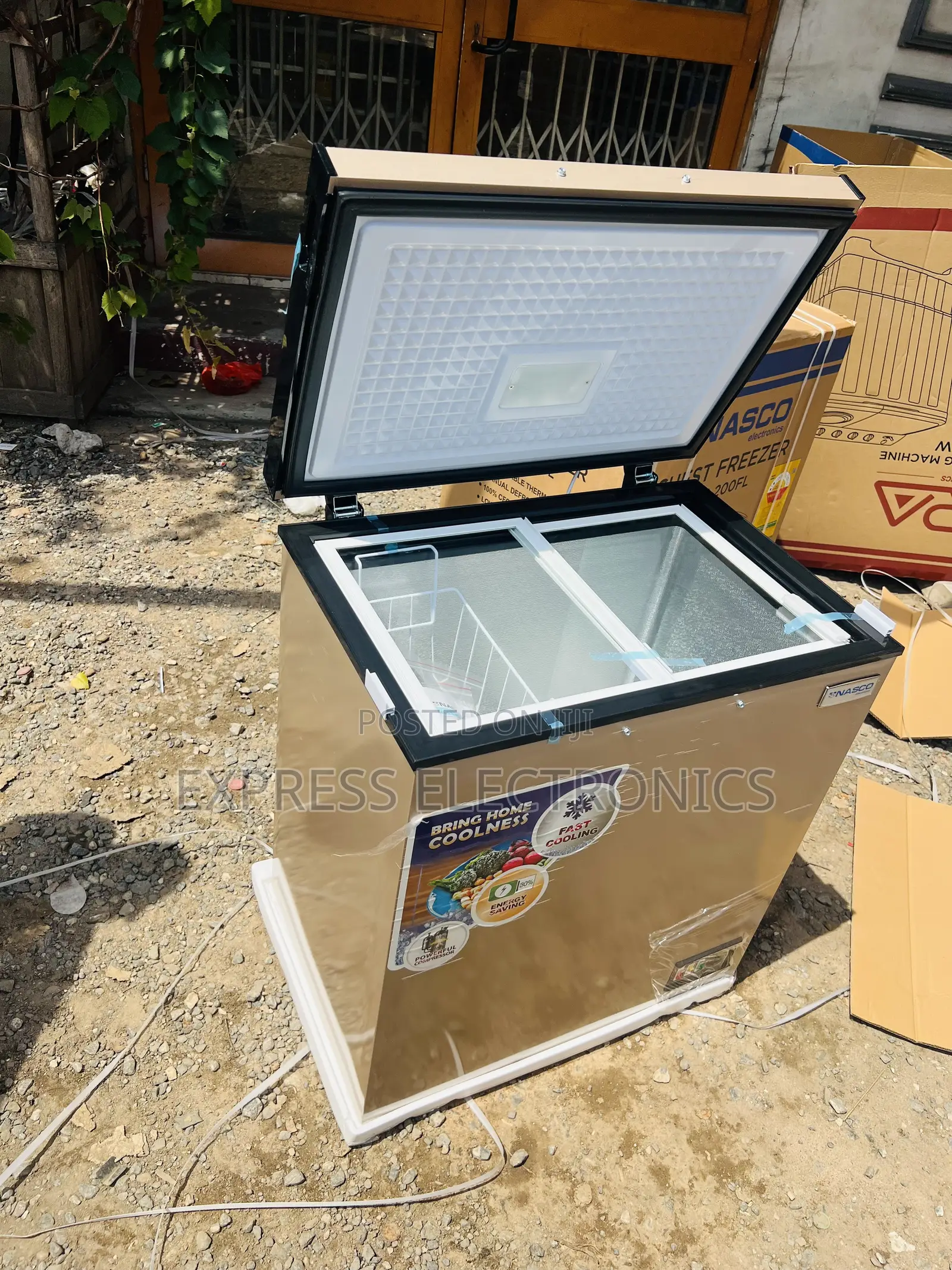 Limited Stock Chest Freezer Single Door Nasco Gold NAS-200flv