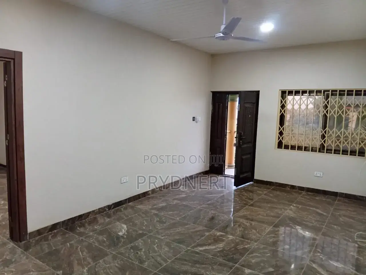 2bdrm Apartment in Devtraco C25, Tema Metropolitan for rent
