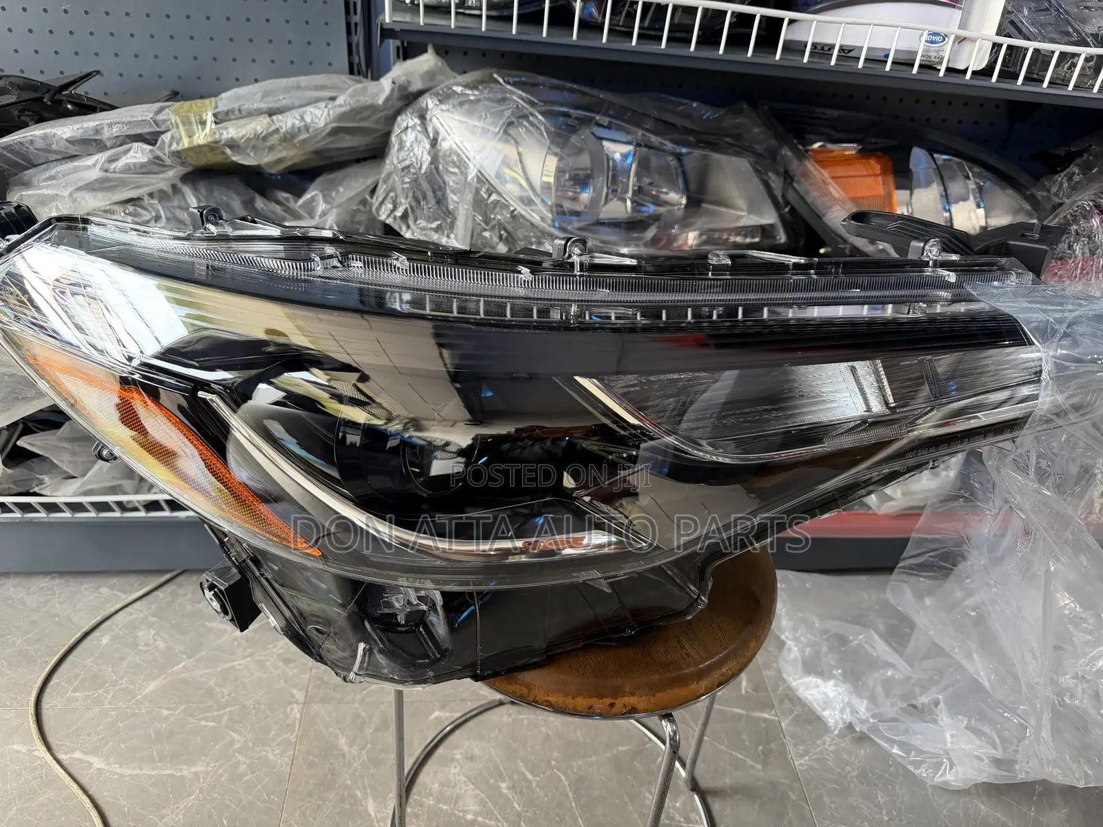 Toyota Corolla Cross 2020–2023 Standard Headlights – Available