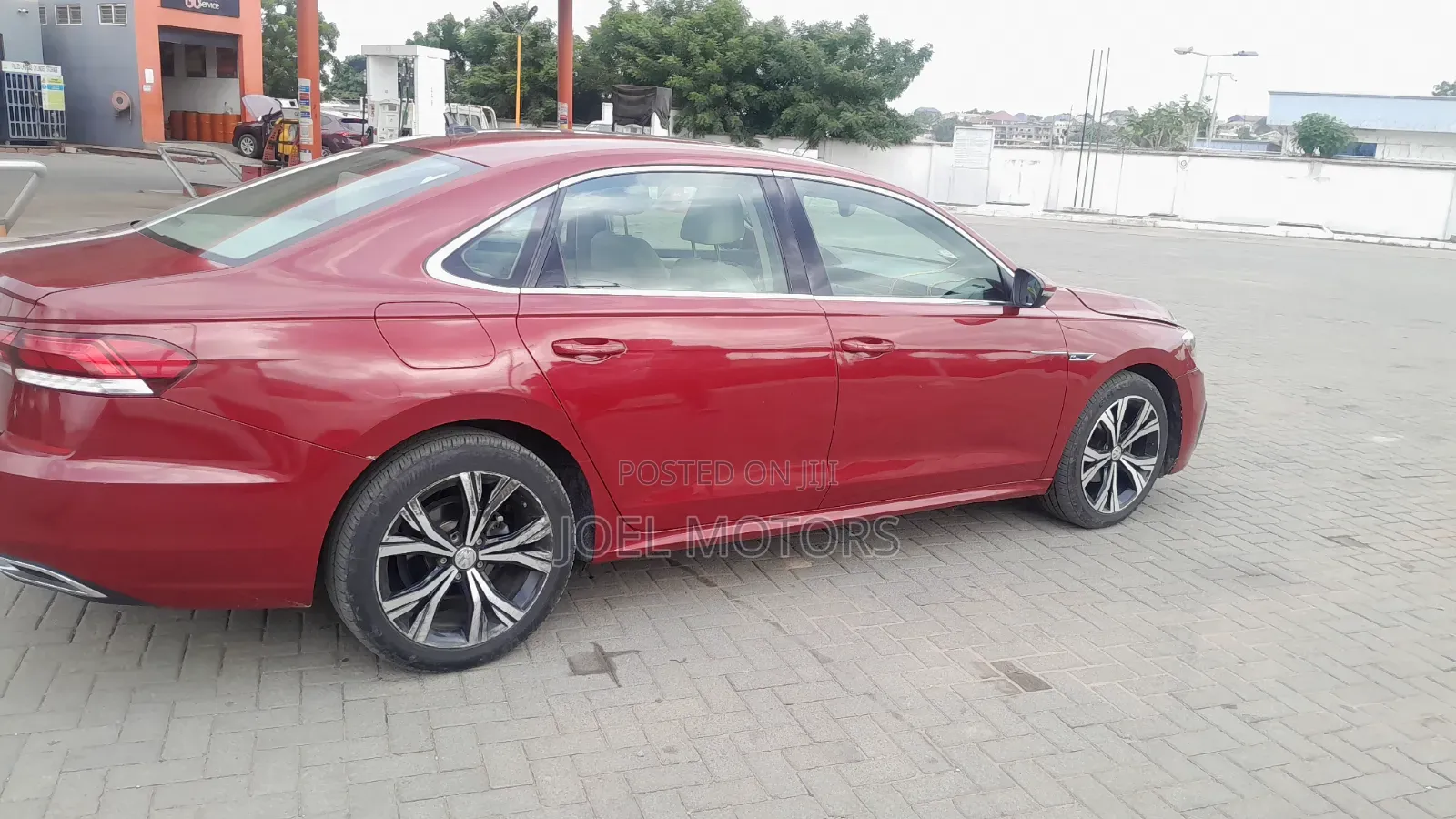 Volkswagen Passat 2020 Red