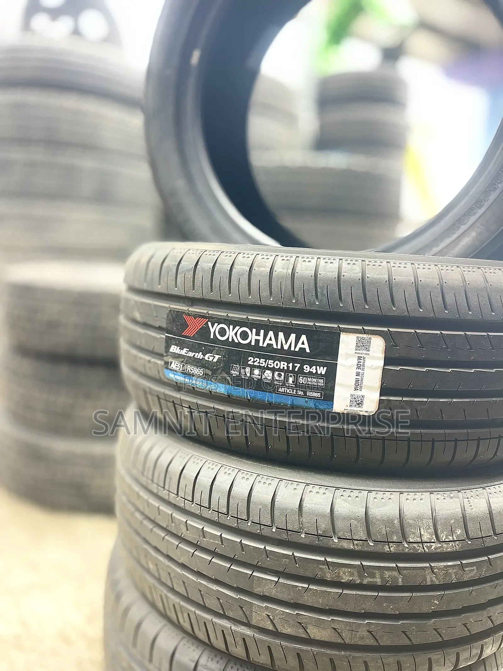 Brand New Yokohama 225/50r17