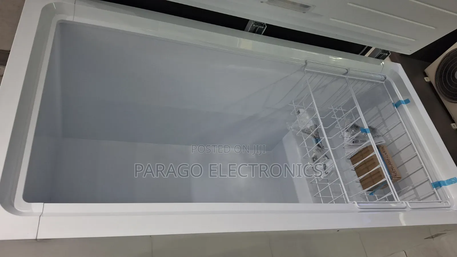 Midea Chest Freezer MDRC564FZN01
418 Liters