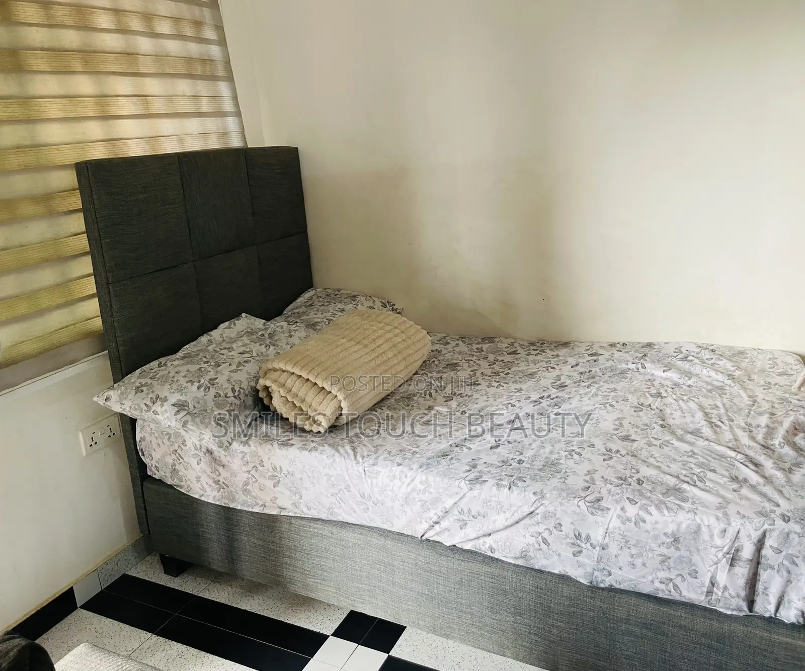 11⁄2 Size Bed for Sale