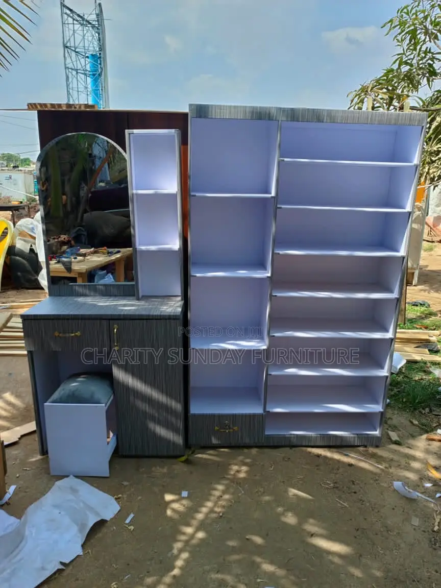 Set Dresser/Bags Rack