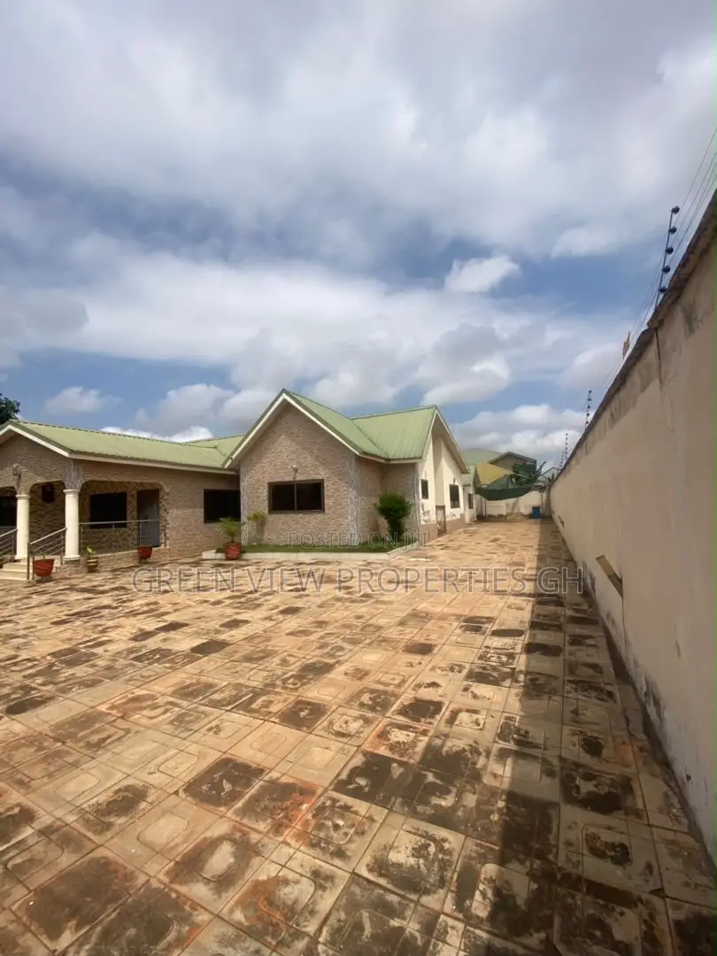 4bdrm House in Oyarifa for rent