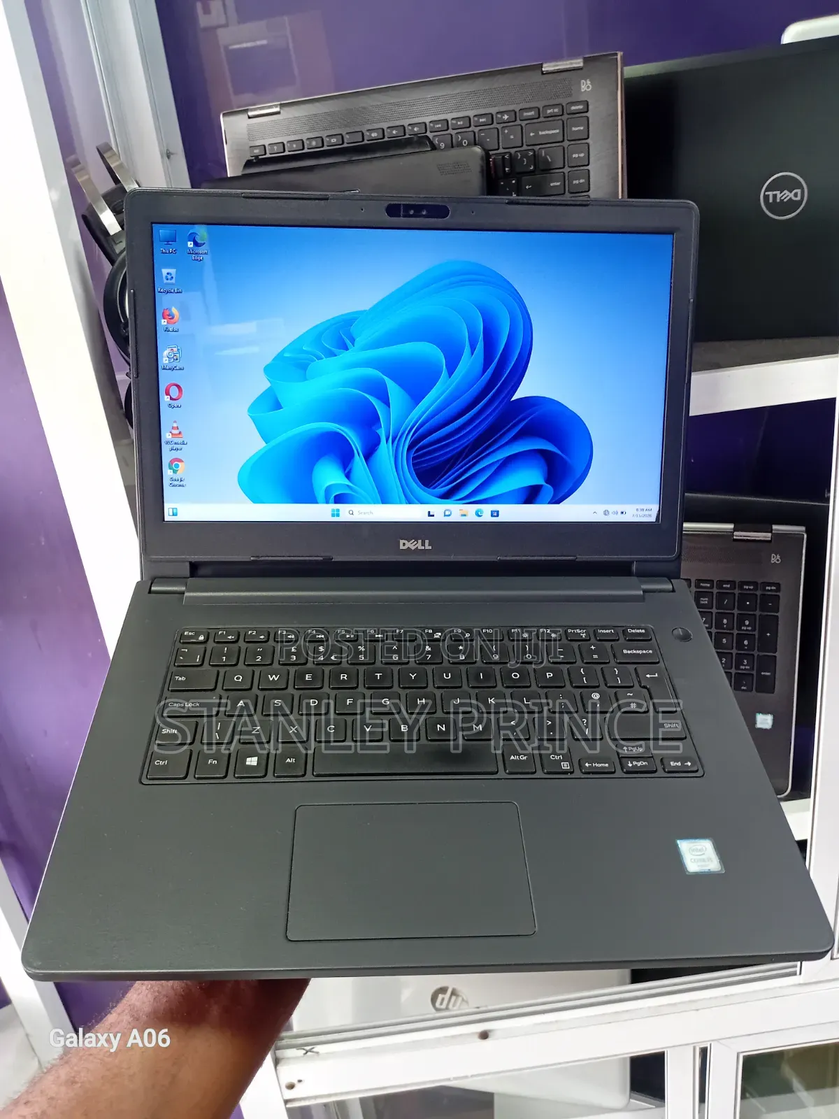 Laptop Dell Latitude 3480 12GB Intel Core i5 HDD+SSD 500GB