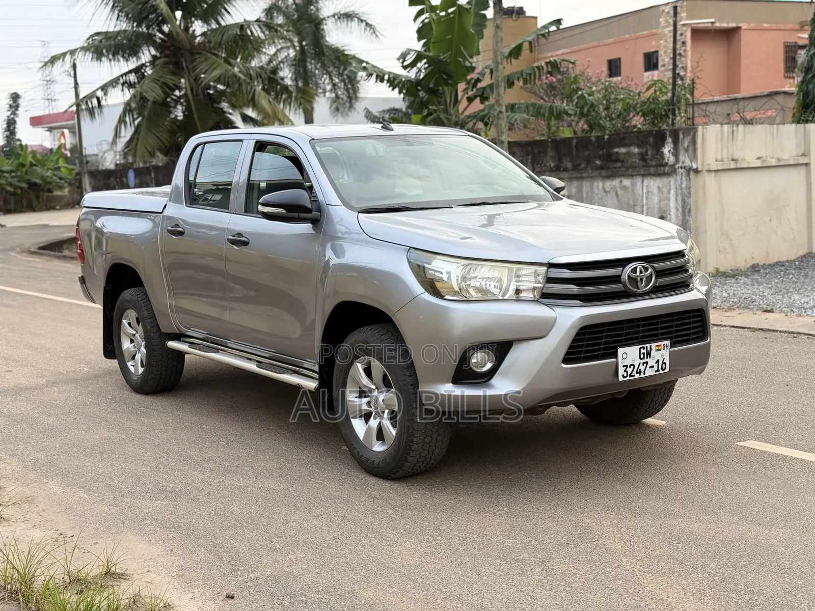 Toyota Hilux Revo Double Cab Petrol 2.7 AWD 2016 Silver