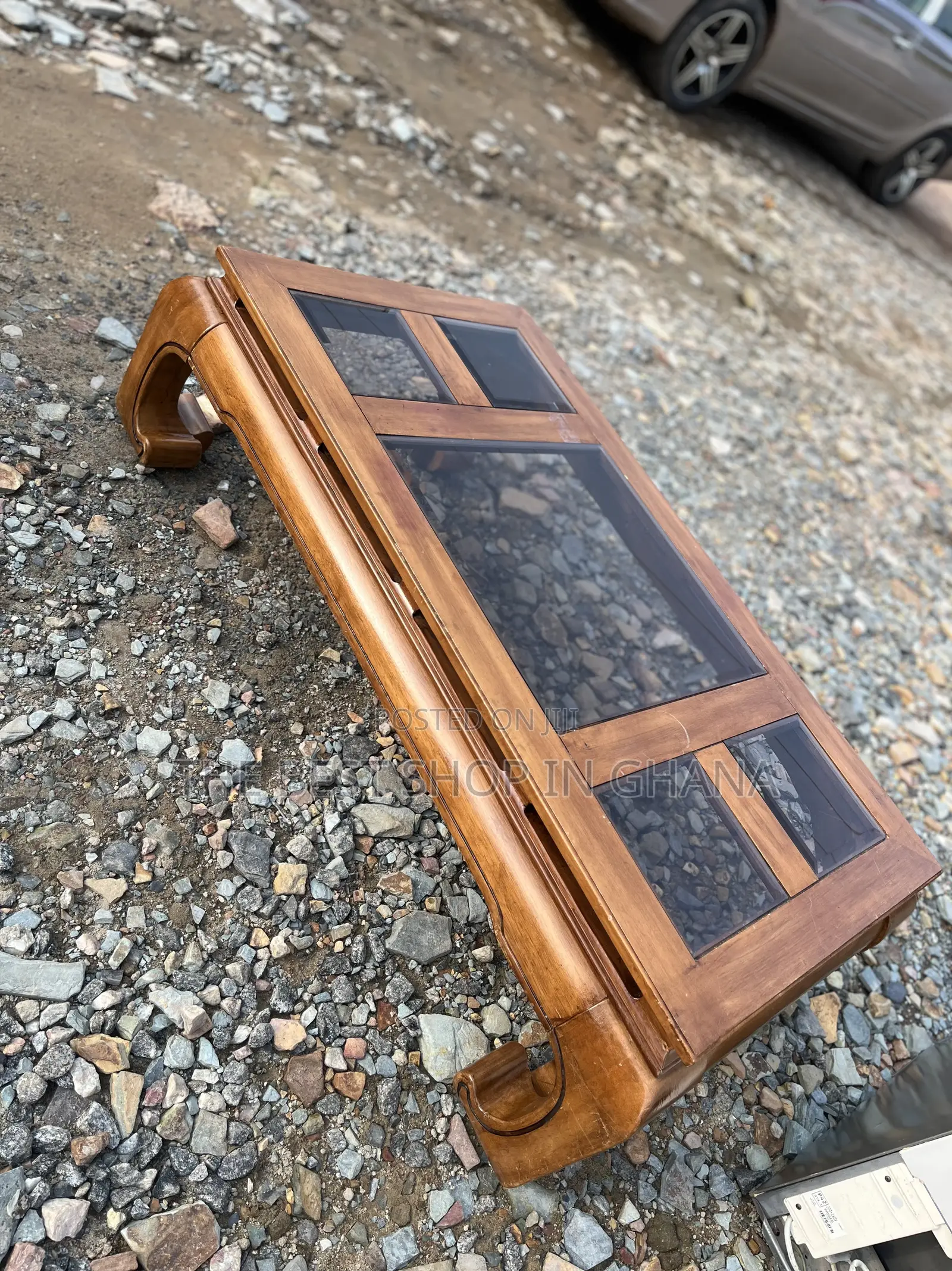 This a Must Have Centre Table Made in Uk for Sale