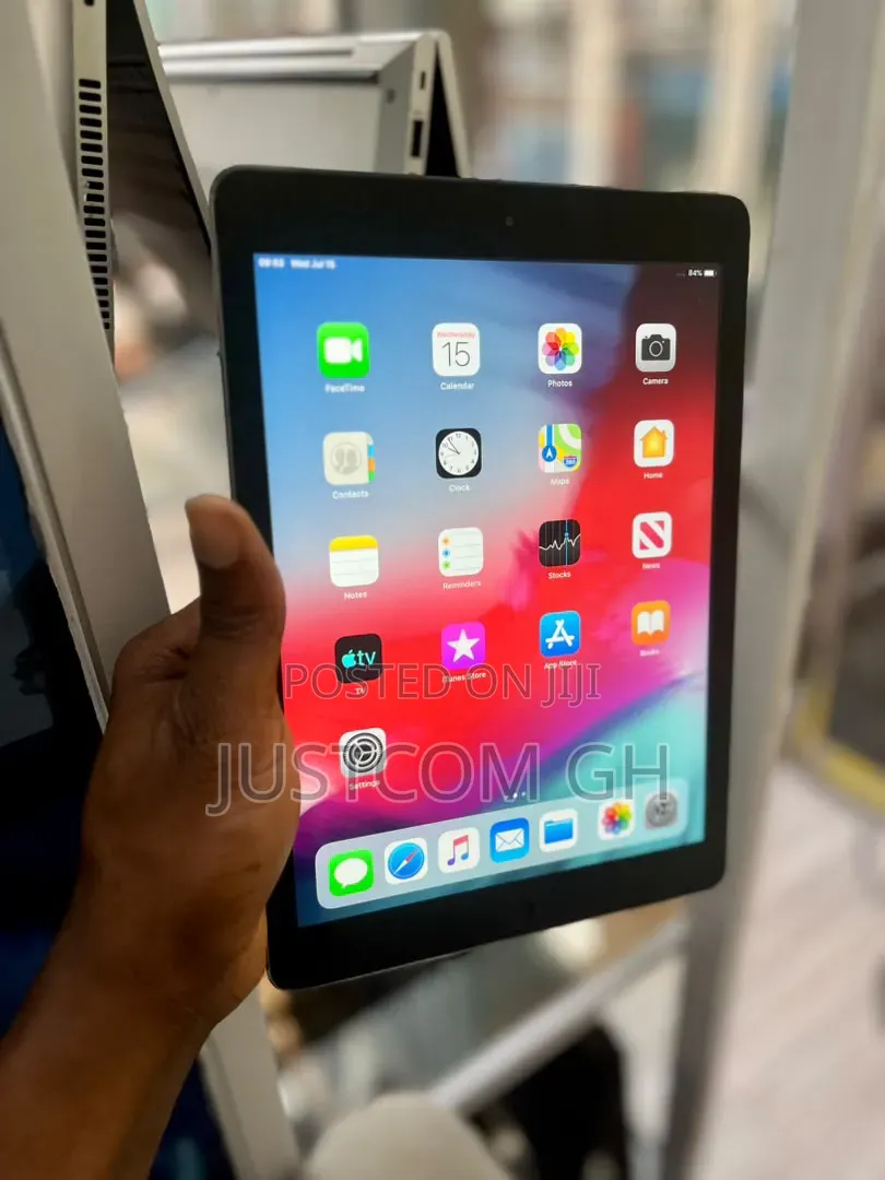 Apple iPad Wi-Fi +3G 64 GB Gray