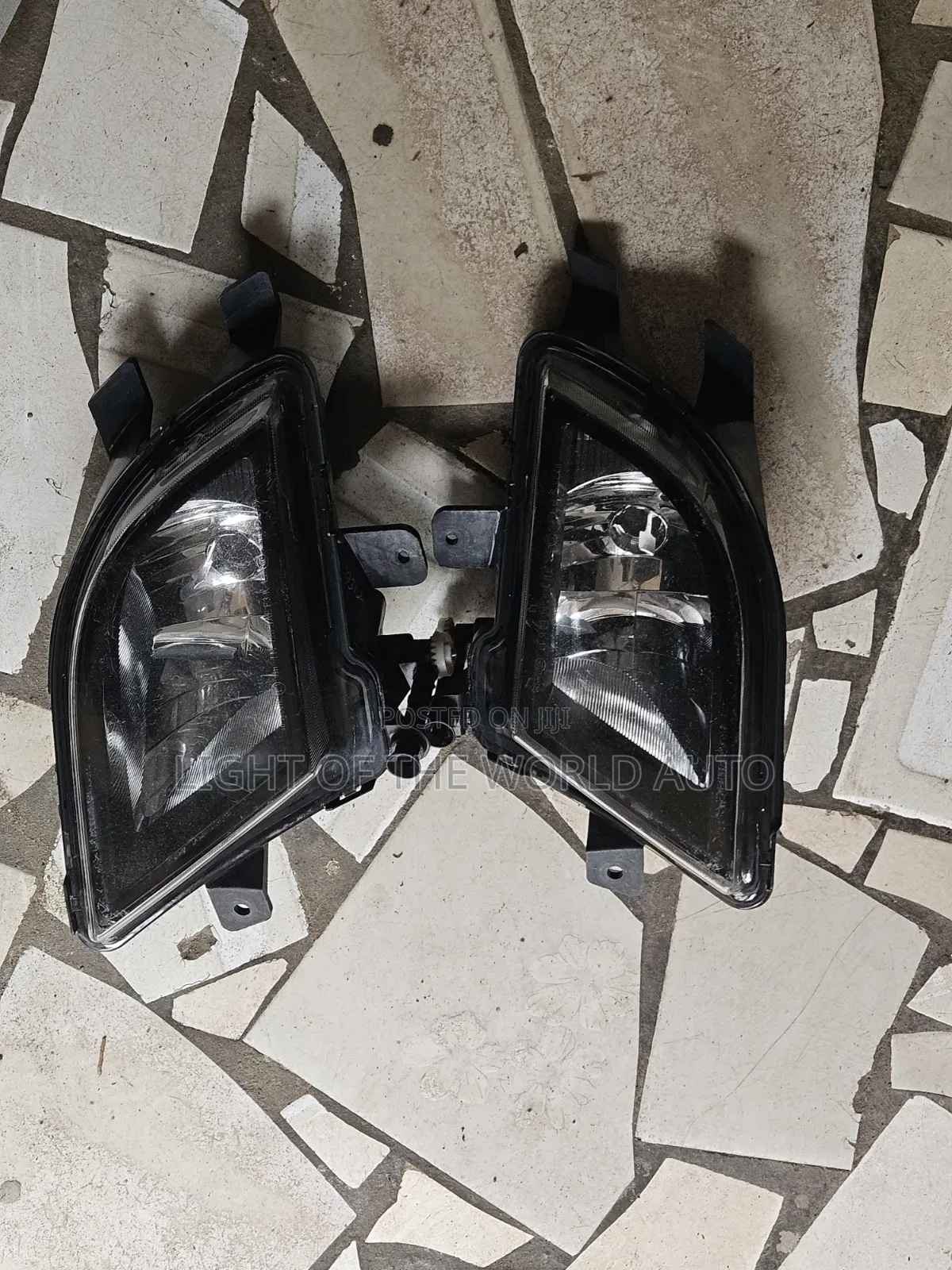Jetta 6 Fog Light 2018 Pair Available