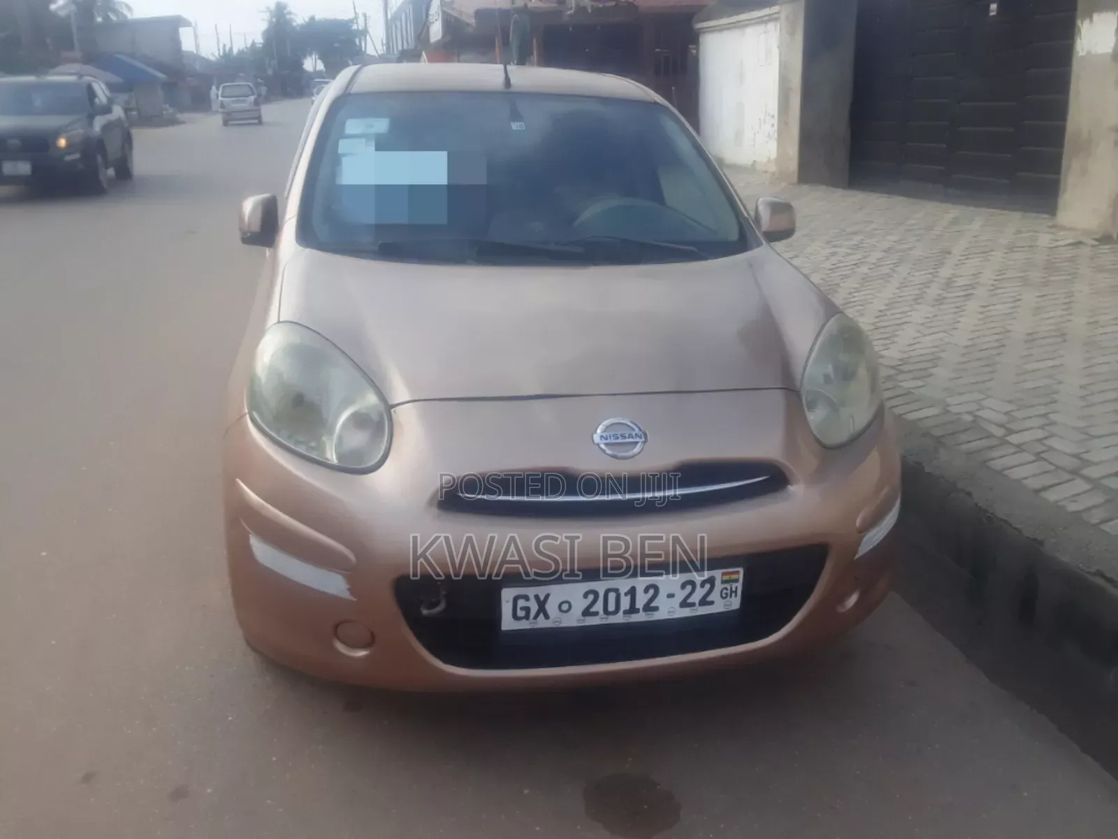 Nissan March 2009 Gold