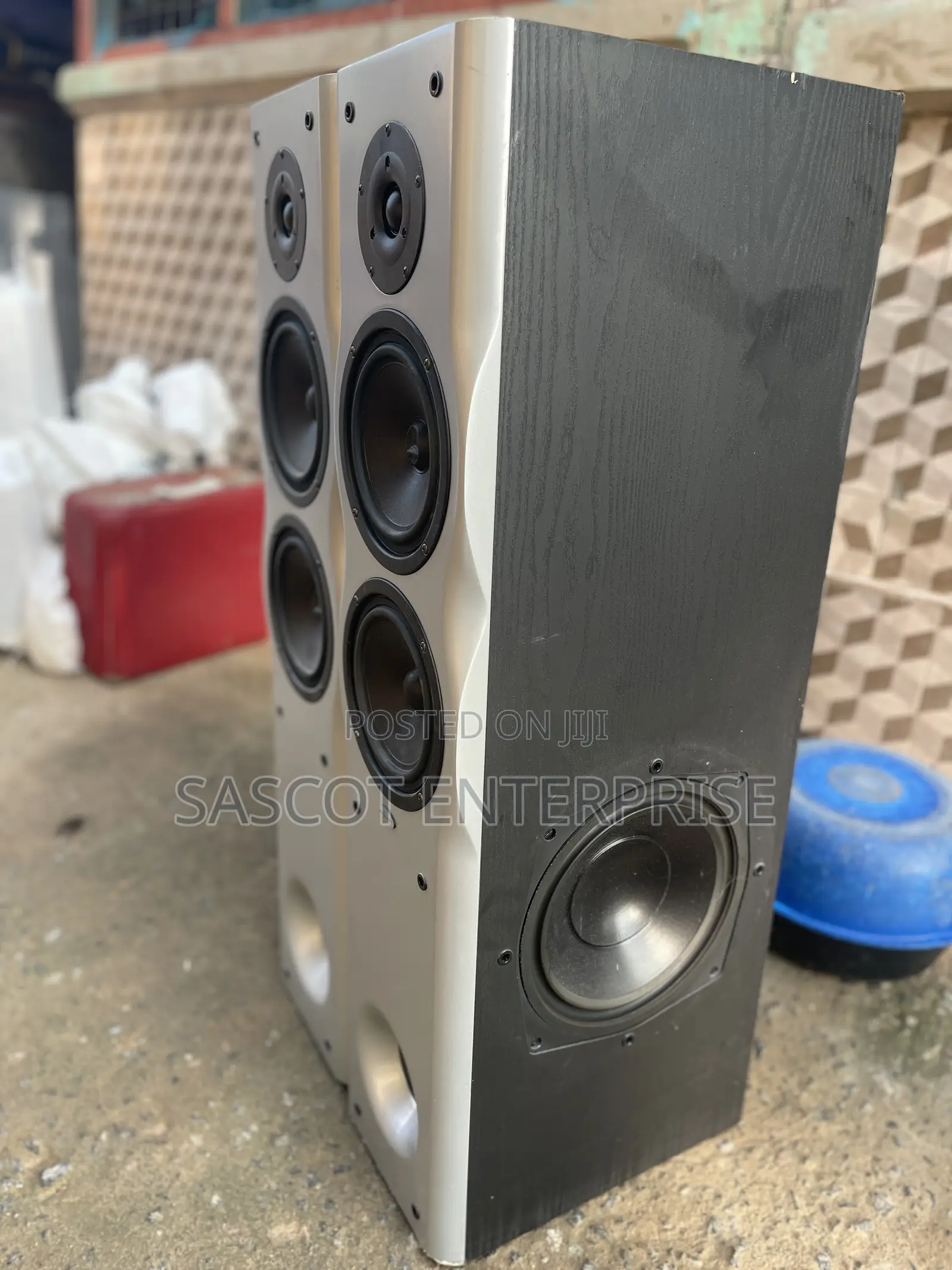 10 Inches 3-Way Floor-Standing Speakers