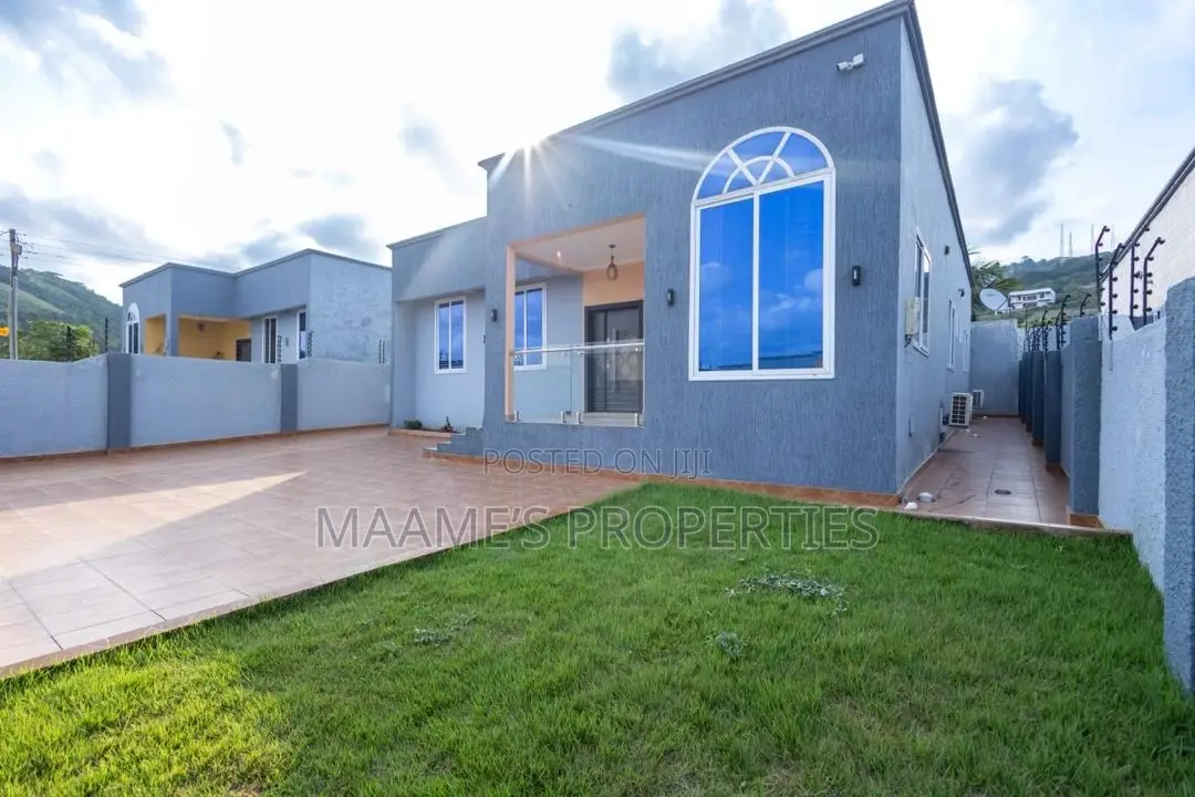 3bdrm House in Oyarifa for sale