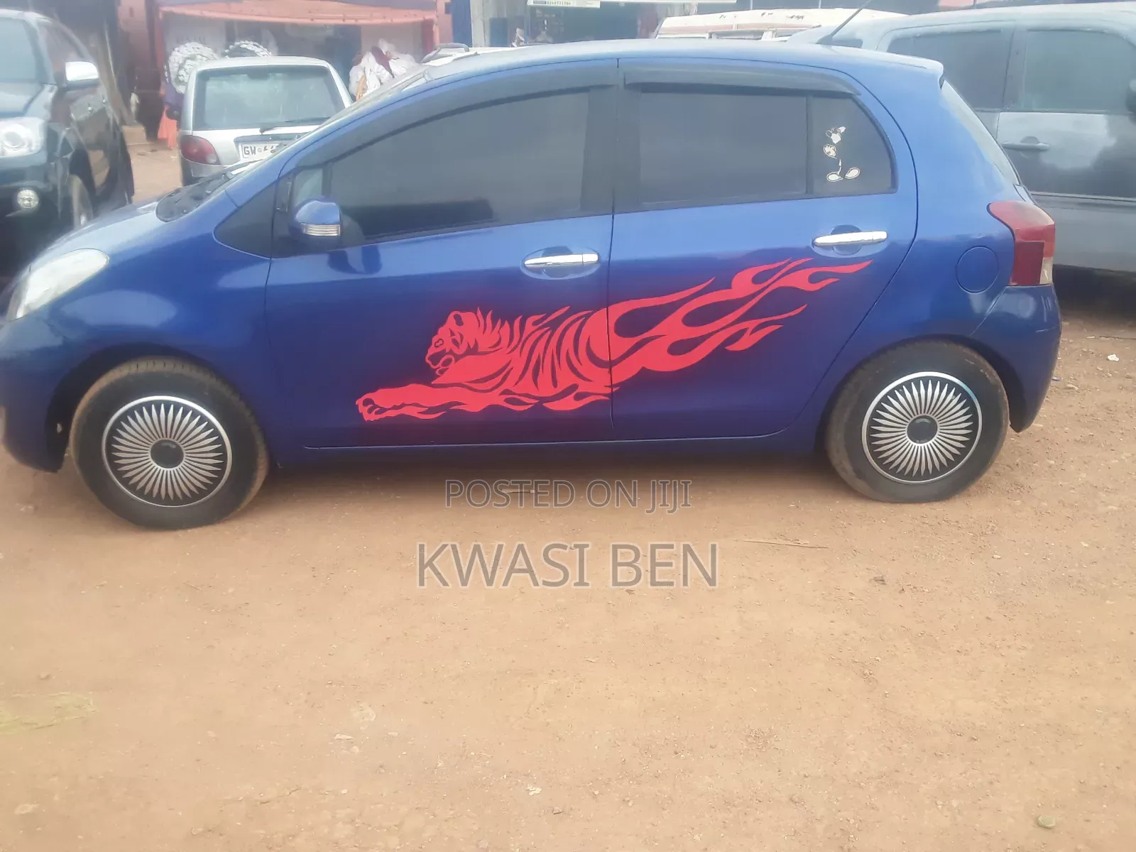Toyota Vitz 2010 Blue