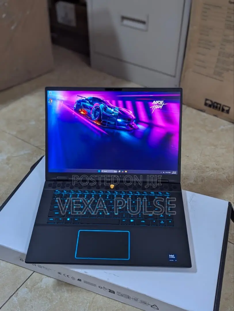 Laptop Alienware M16 R2 32GB Intel Core Ultra 9 SSD 1T