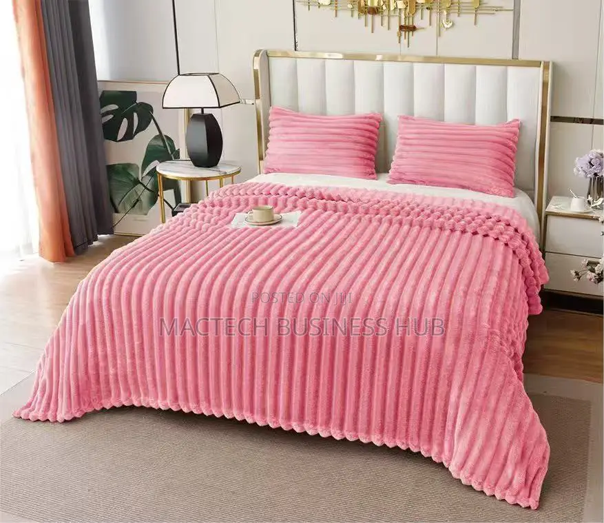 Bedspread With Pillow Cases