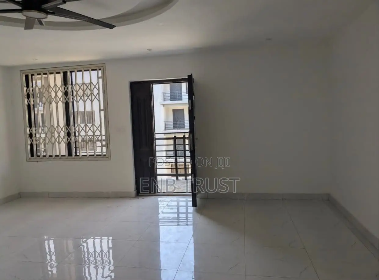 3bdrm Apartment in Achimota, Mile 7 for rent