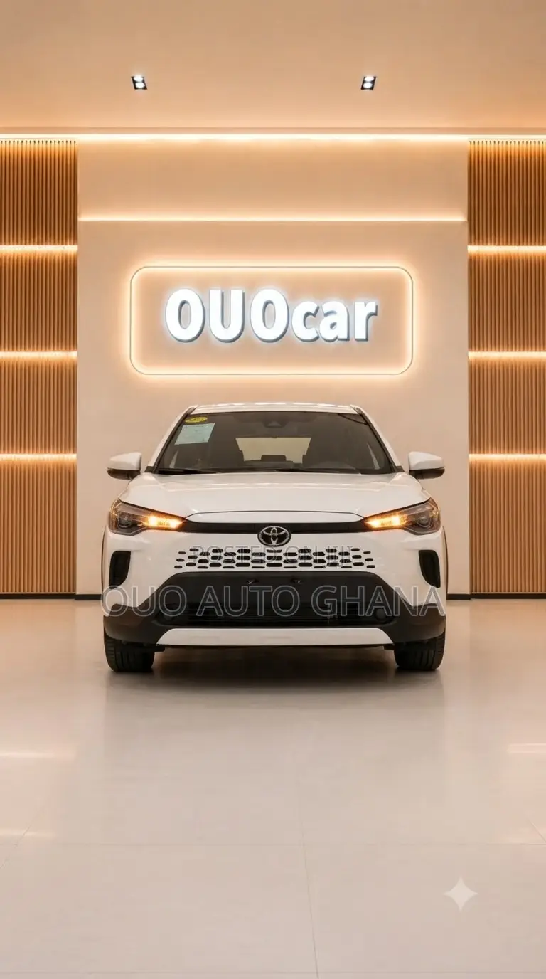 Toyota Corolla Cross XLE 2025 White