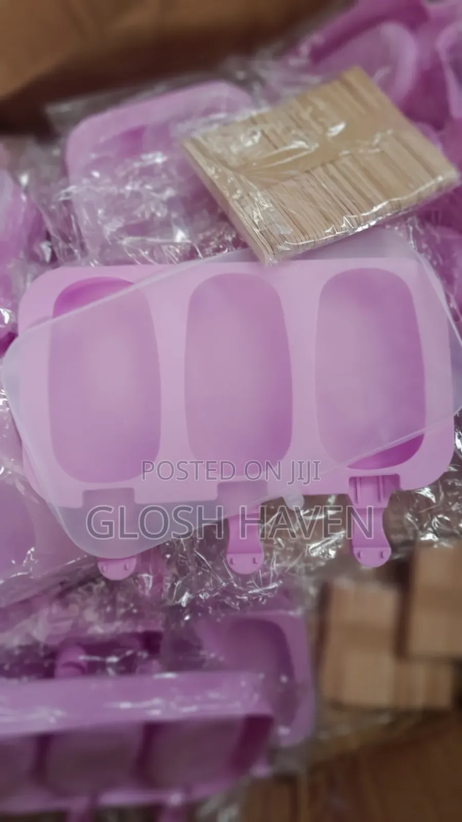 Silicone Ice Cream Mould With Popsicle Sticks
