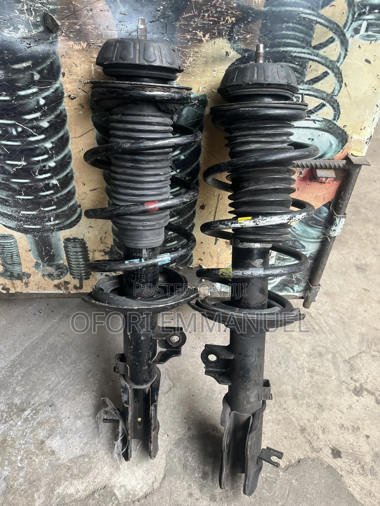 Hyundai Ascent 2012 -2016 Front Strokes