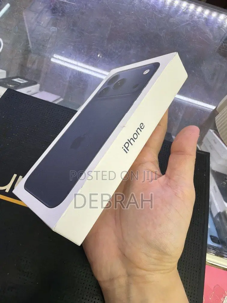 New Apple iPhone 17 Pro Max 1 TB Black