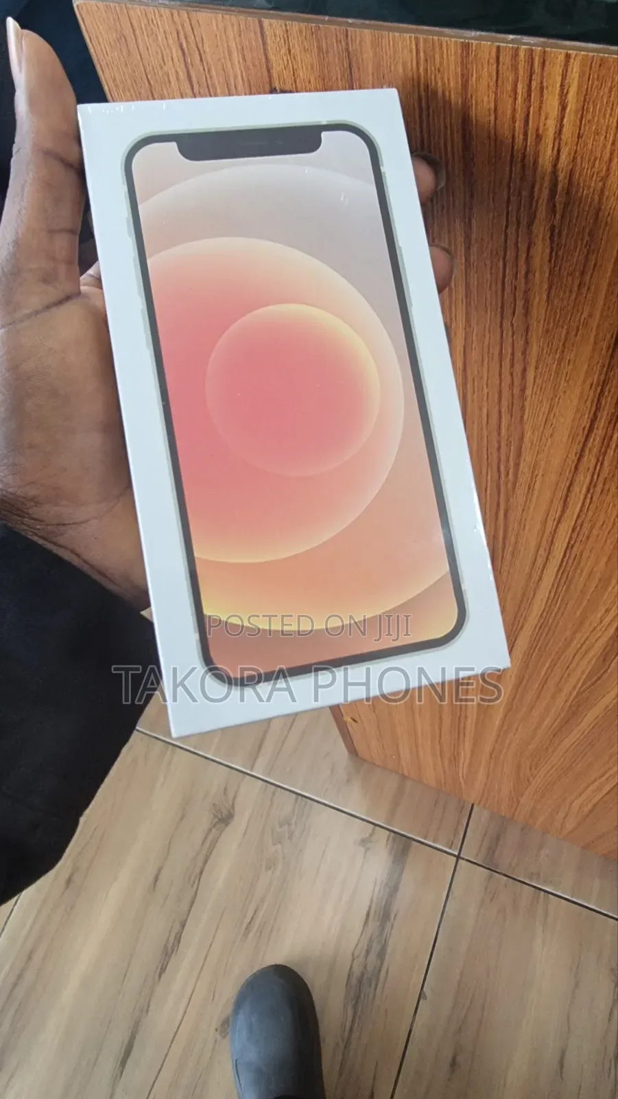 New Apple iPhone 12 64 GB White