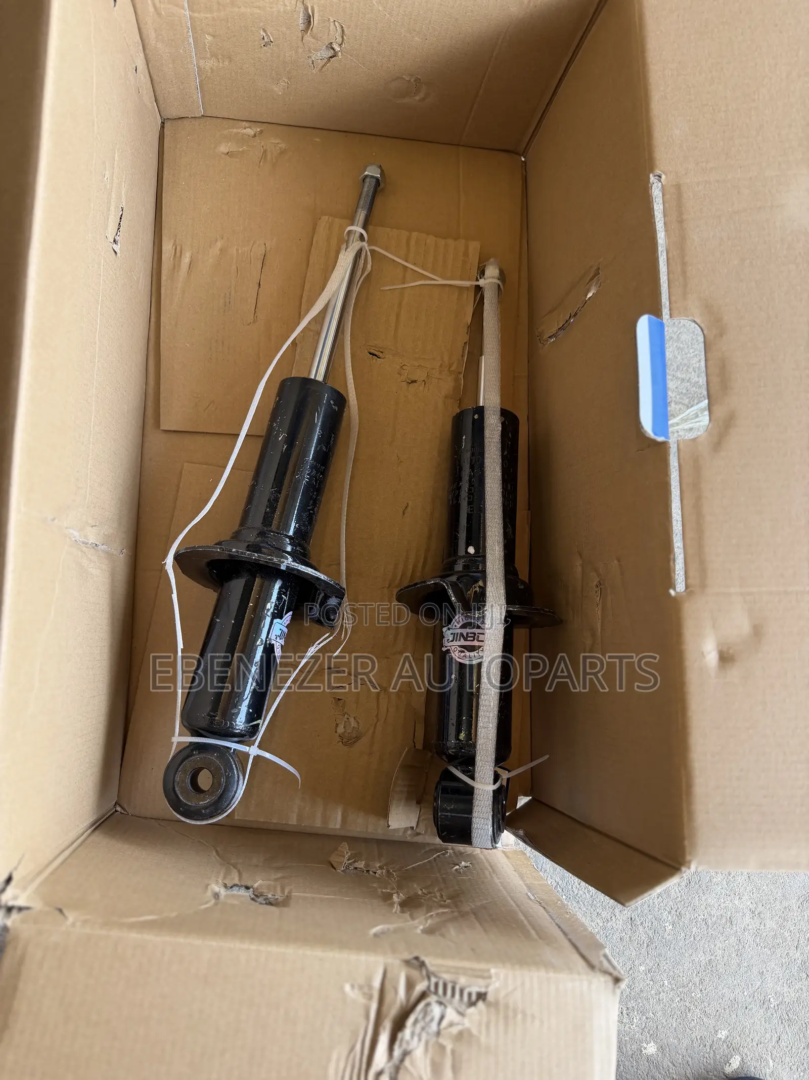 Nissan Navara Front Shocks 2008 2009 2010 2011 2012 2013 2014 2015