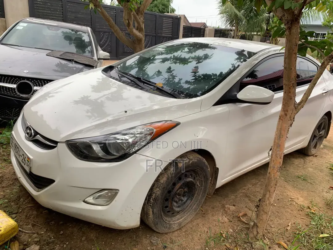Hyundai Elantra 2013 White
