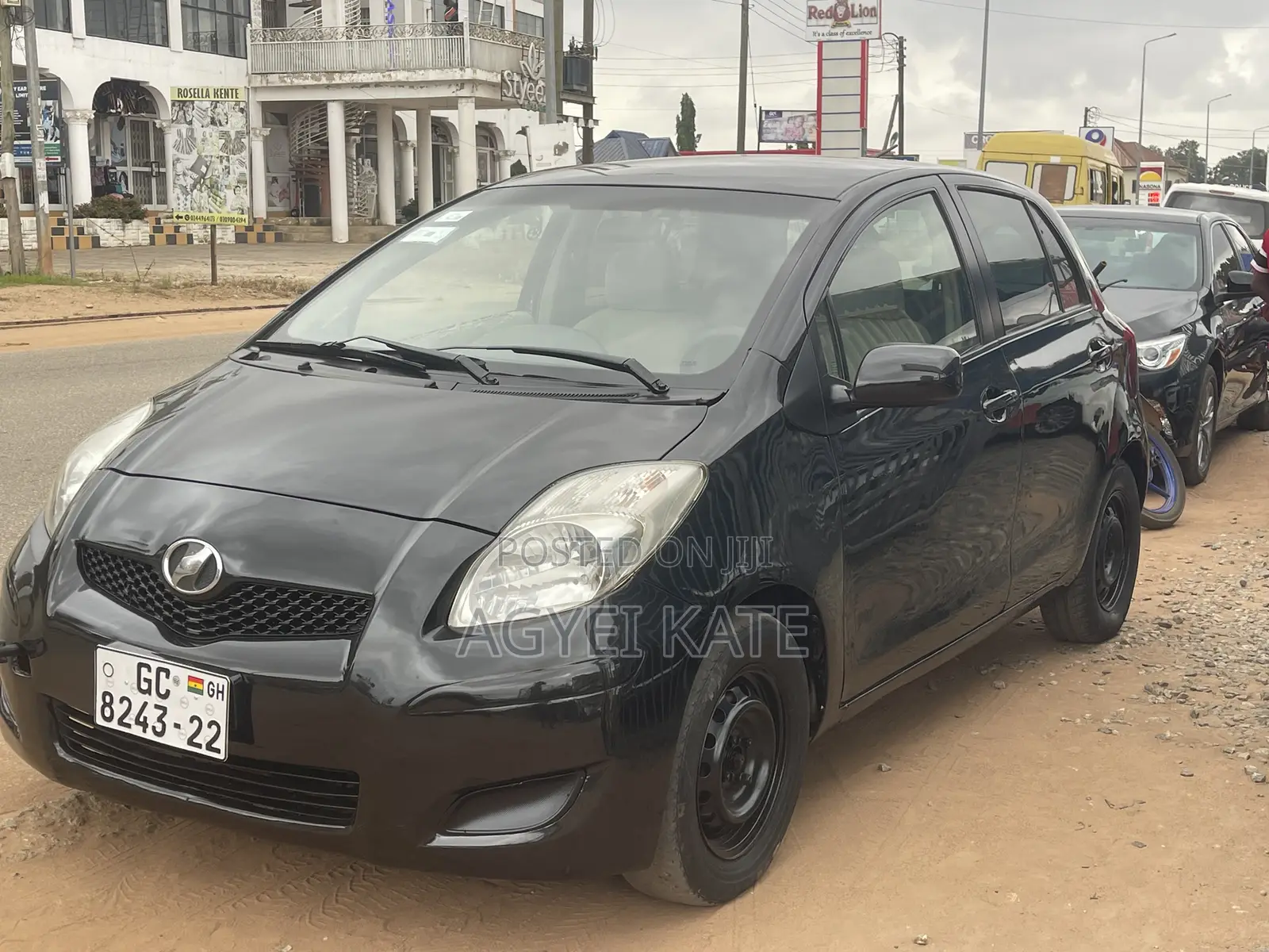 Toyota Vitz 1.3 AWD 3dr 2010 Black