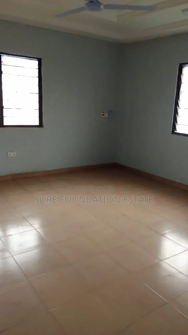 2bdrm Apartment in Dansoman for rent