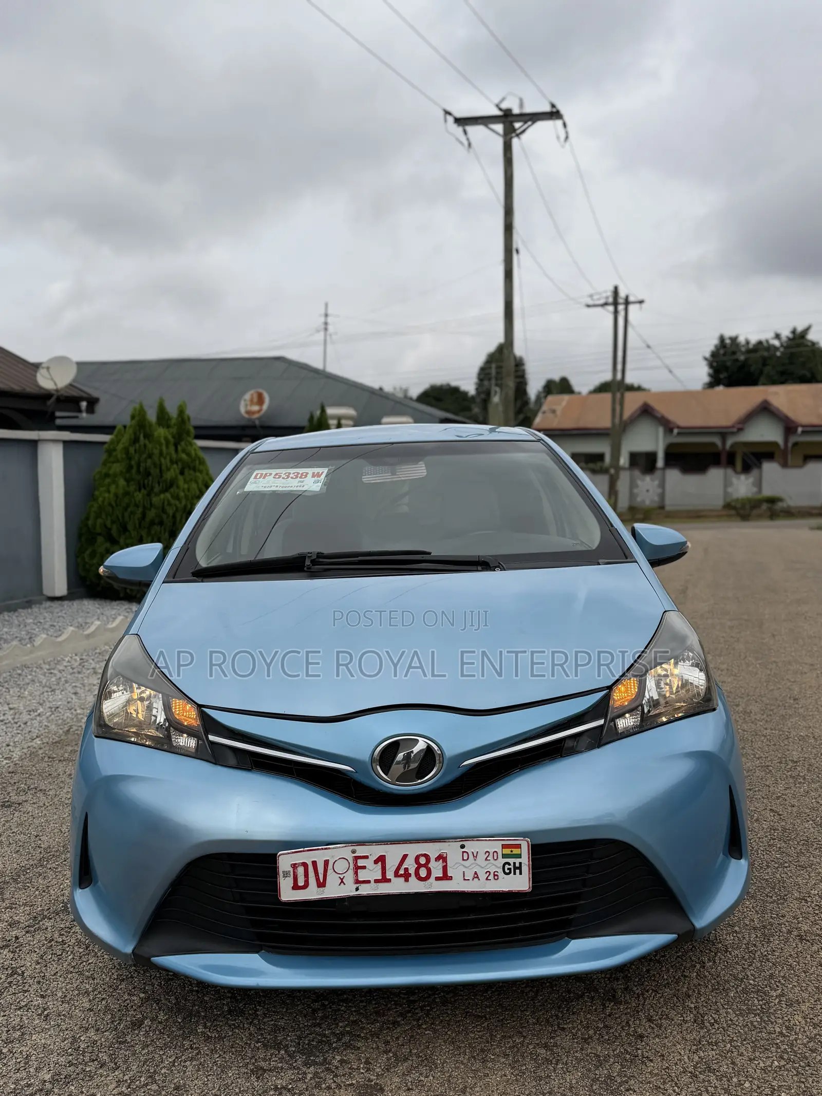 Toyota Vitz 1.5 FWD 5dr 2015 Blue