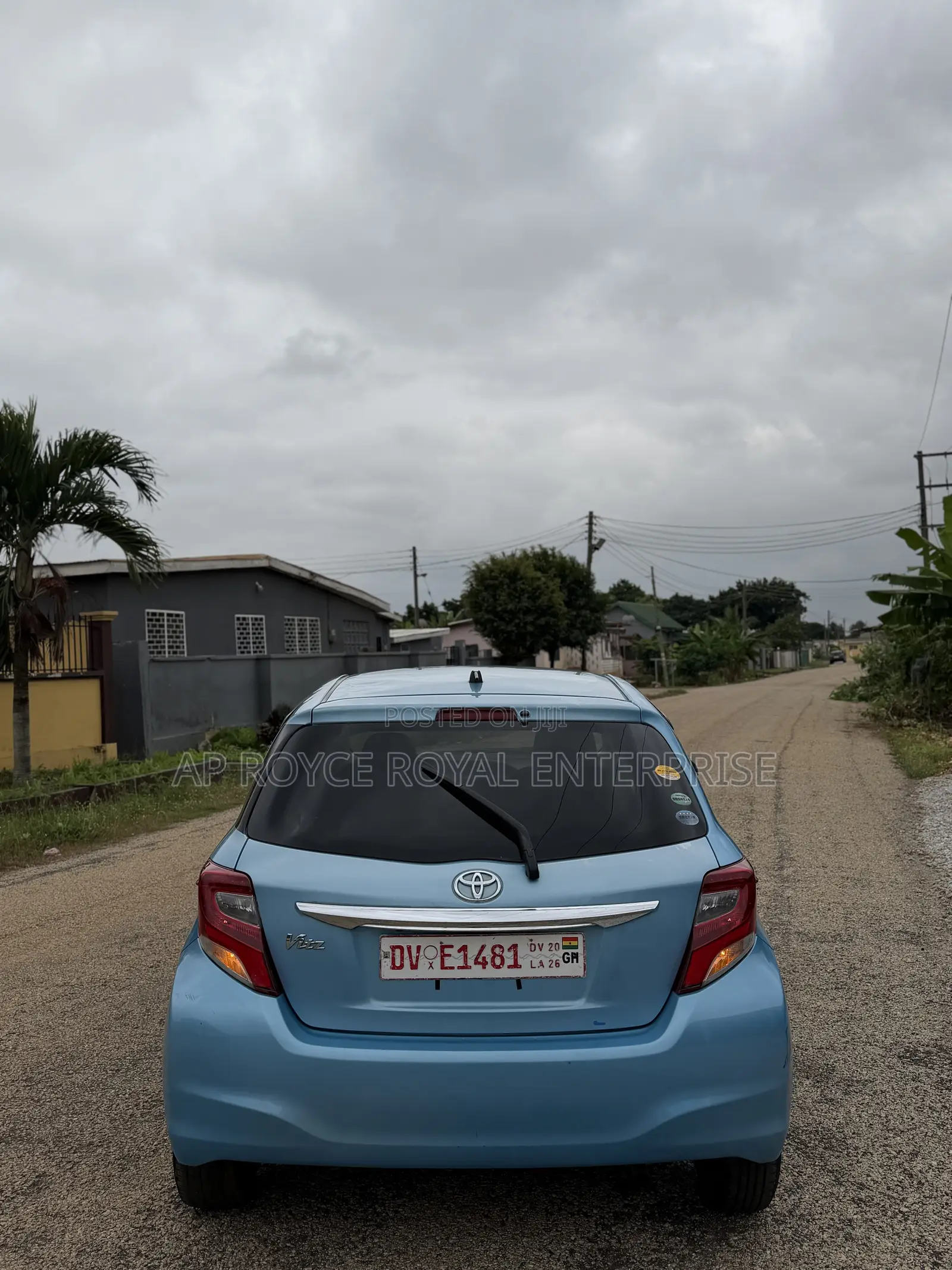 Toyota Vitz 1.5 FWD 5dr 2015 Blue