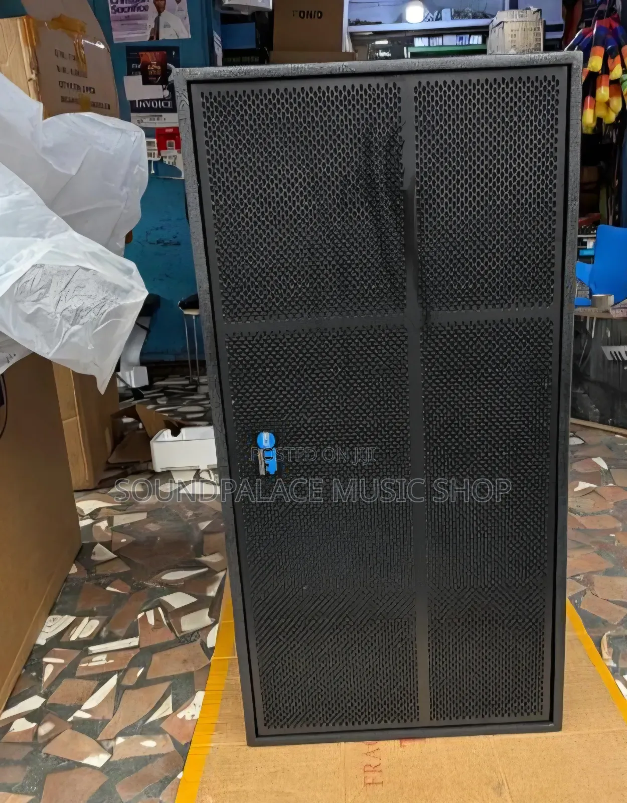 RCF TT+ Passive, Double 18-Inch Bass Reflex Subwoofer/ Speakers