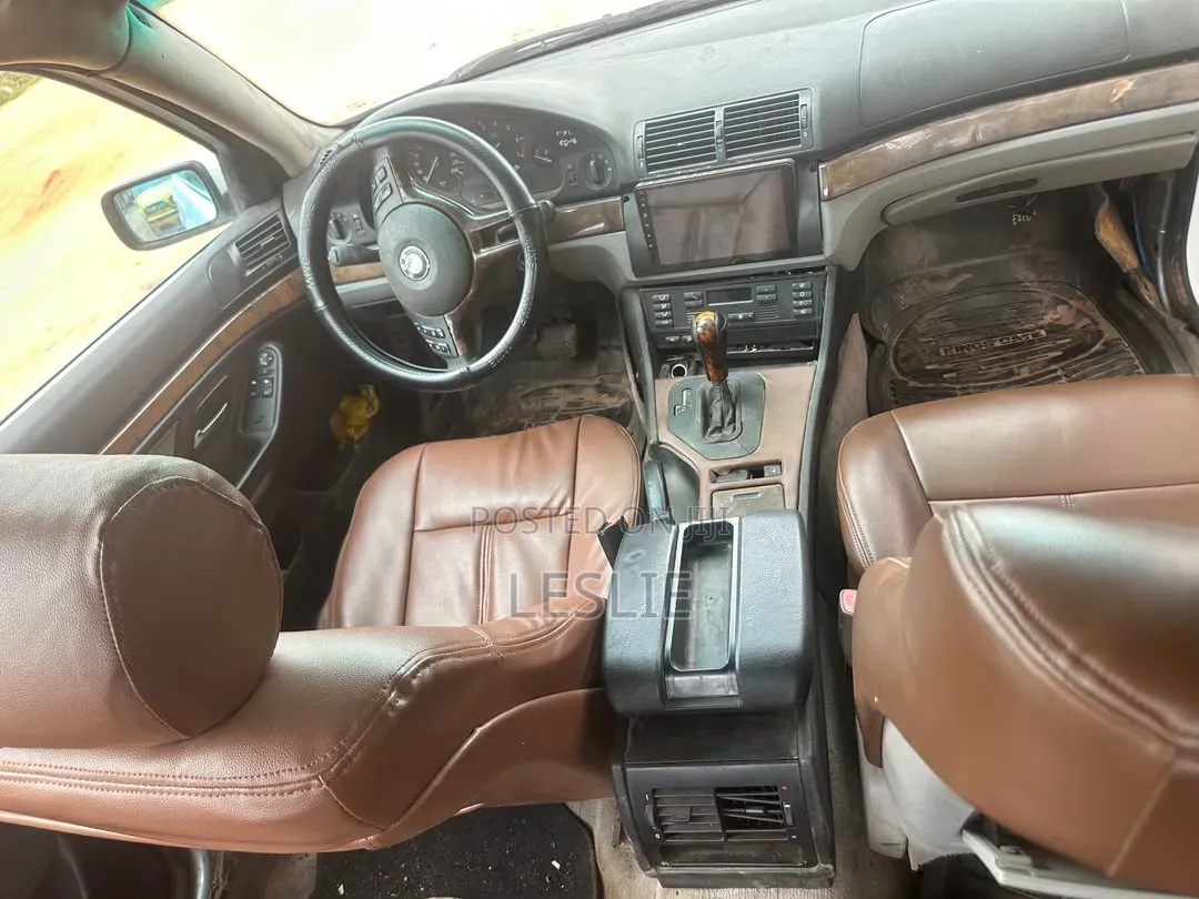 BMW 525i 2004 White