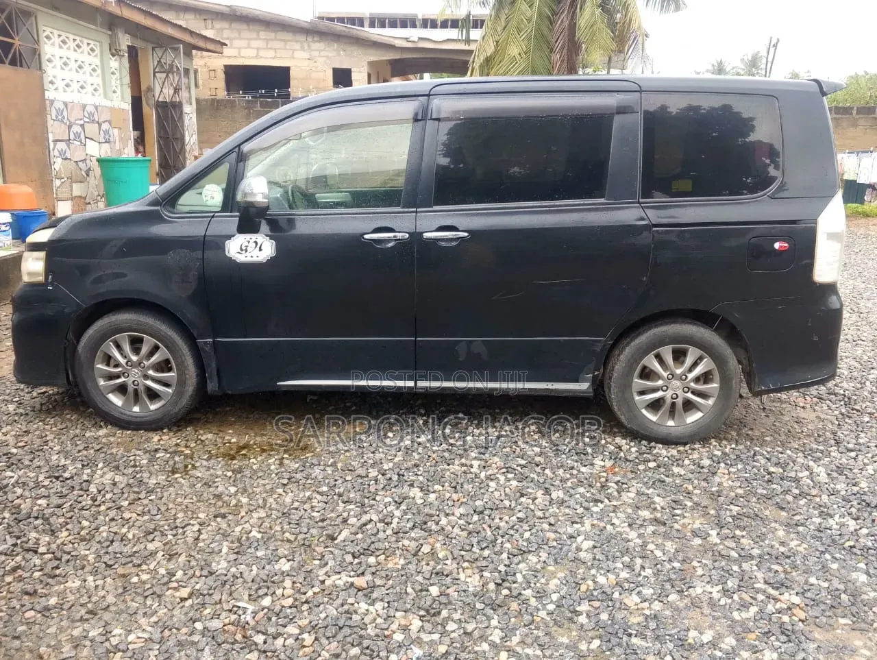 Toyota Voxy 2013 Black